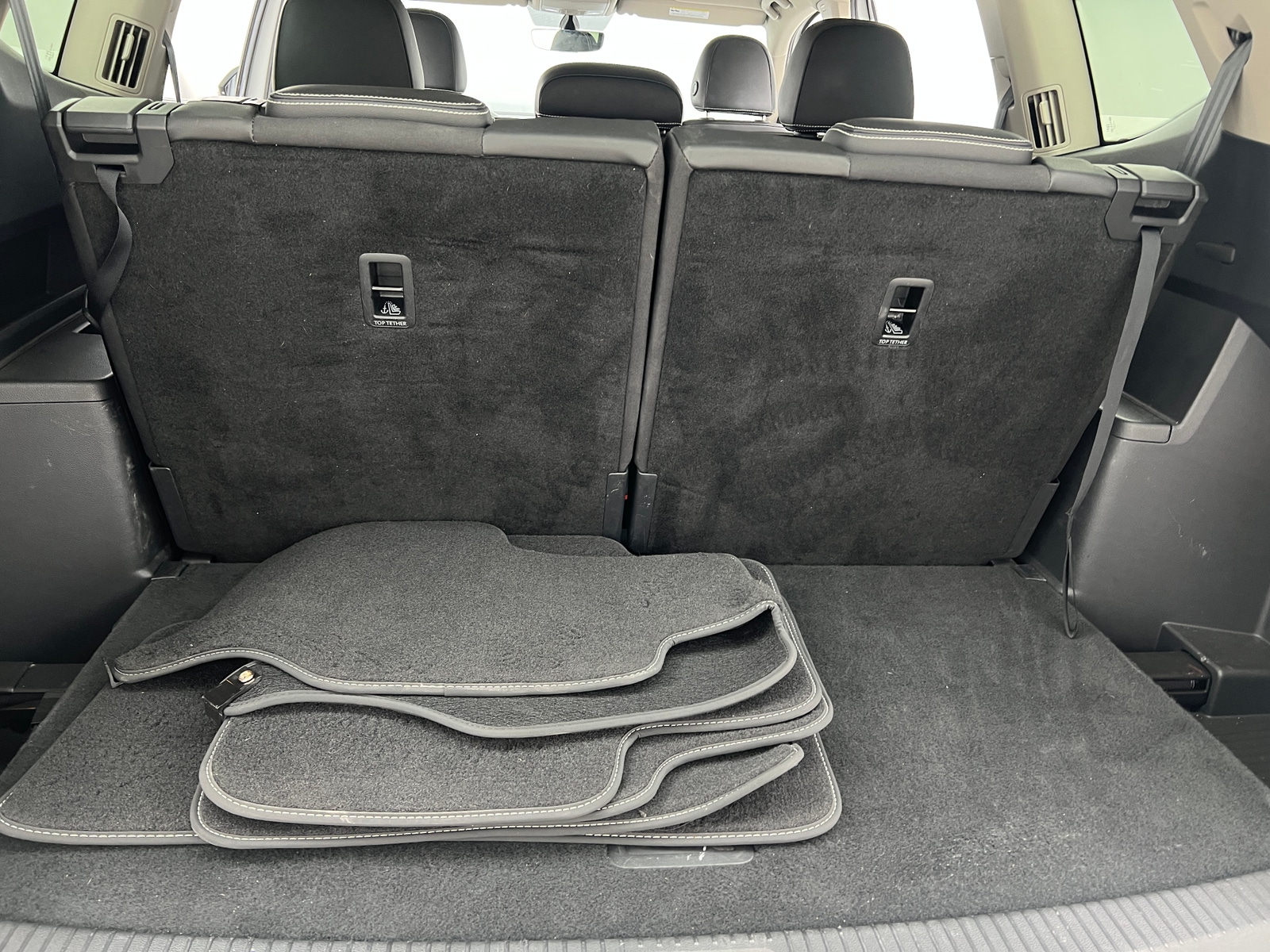 Thumbnail: 2021 Volkswagen Atlas - 6