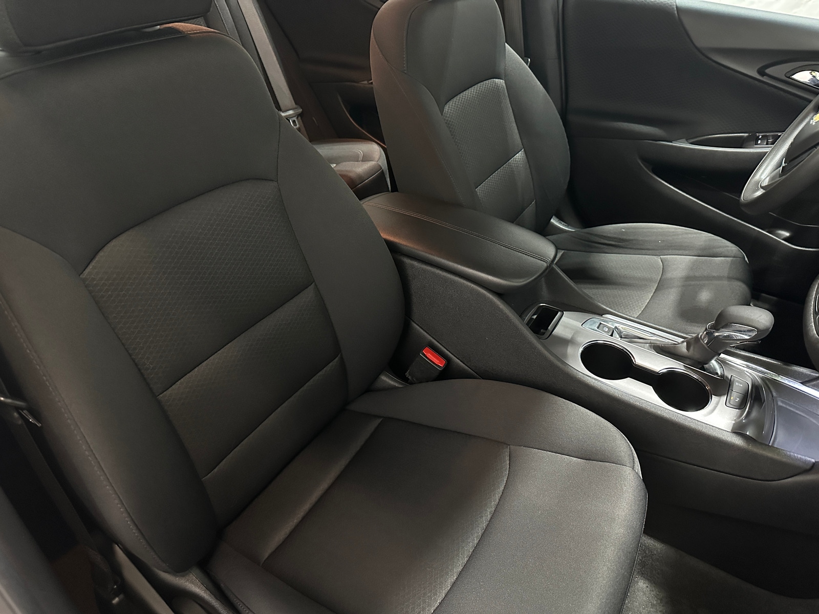 Thumbnail: 2024 Chevrolet Malibu - 2