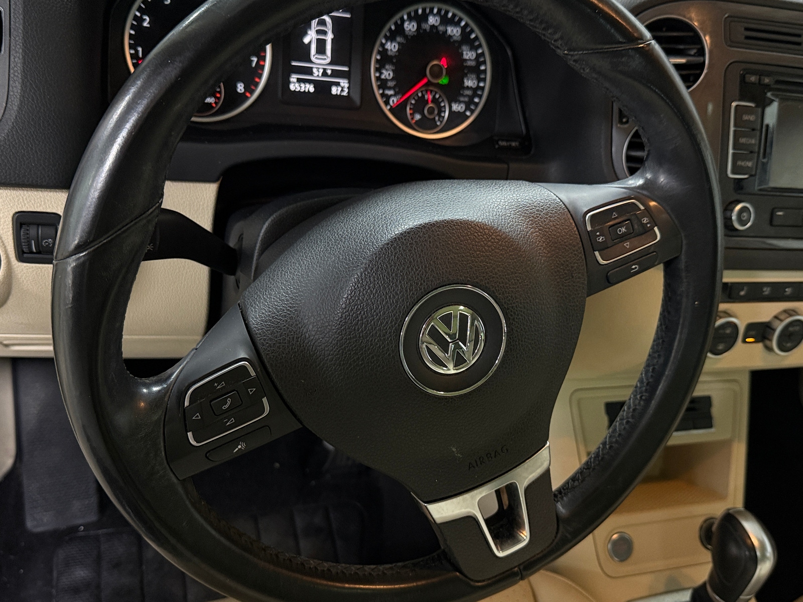 Thumbnail: 2015 Volkswagen Tiguan - 5