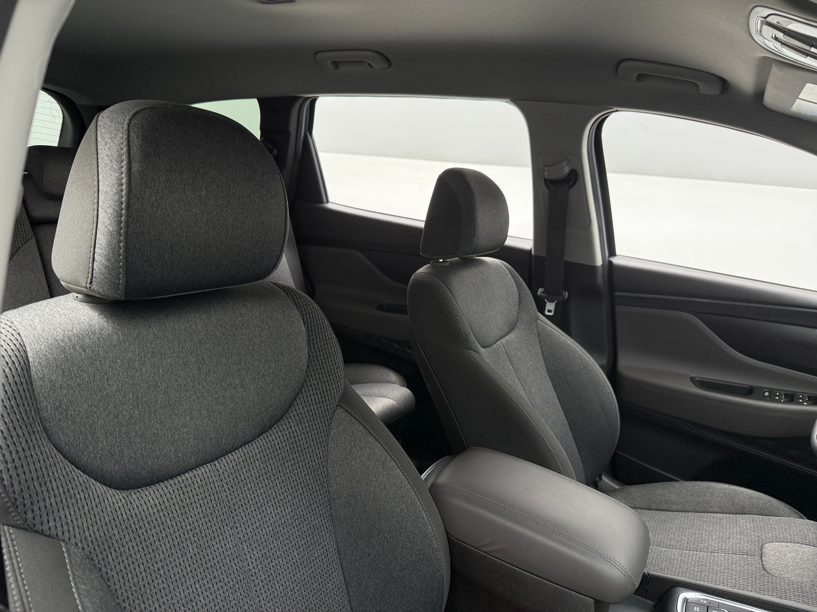 Thumbnail: 2019 Hyundai Santa Fe - 2