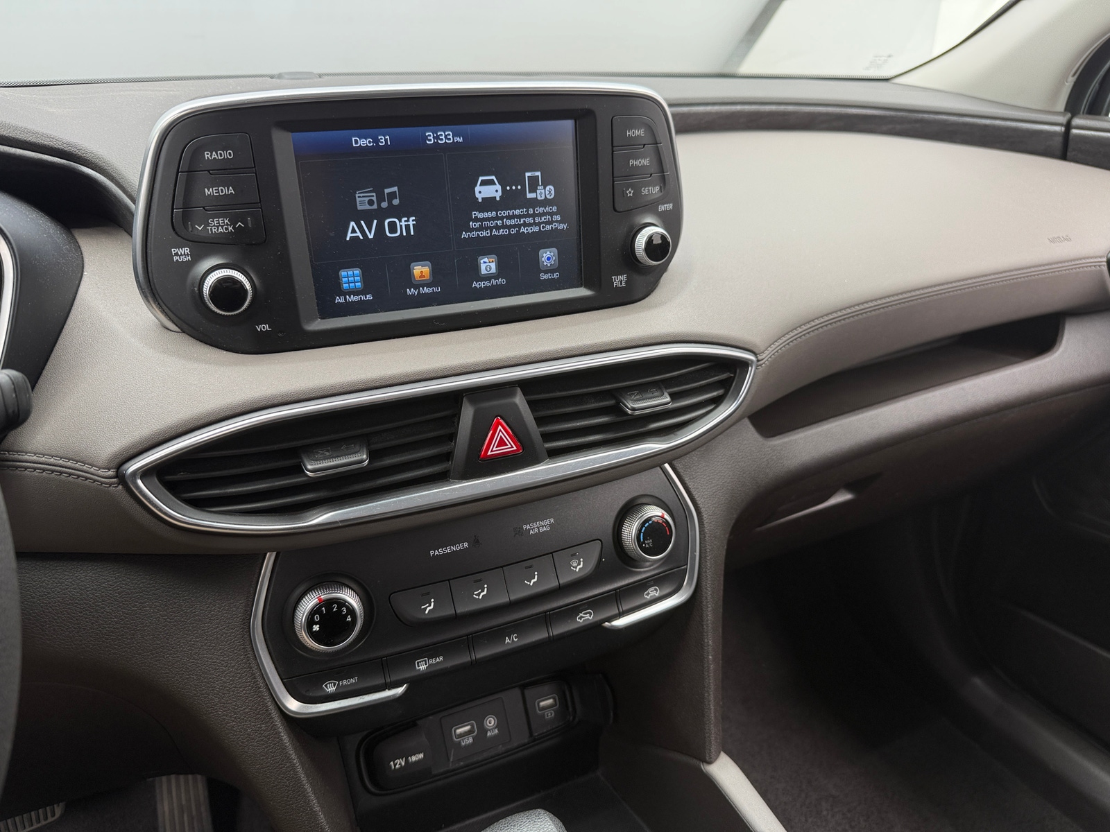 Thumbnail: 2019 Hyundai Santa Fe - 4