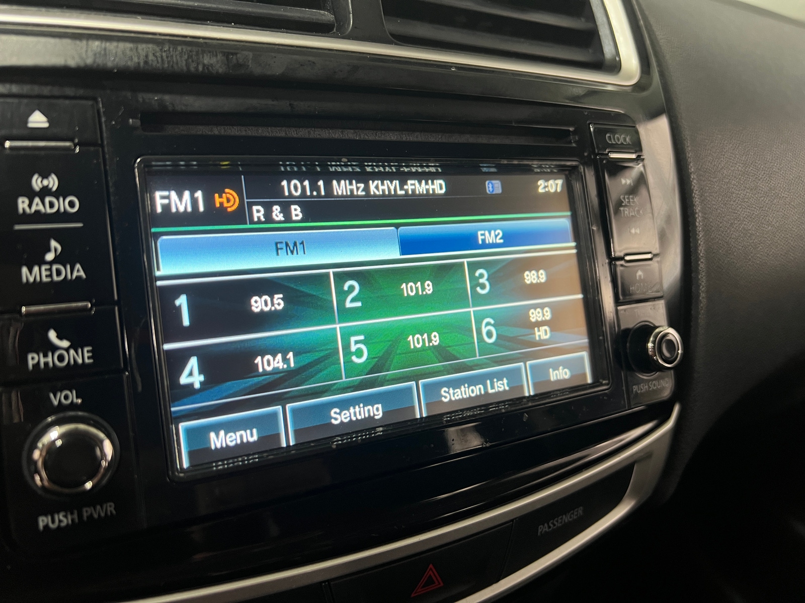 Thumbnail: 2017 Mitsubishi Outlander Sport - 3