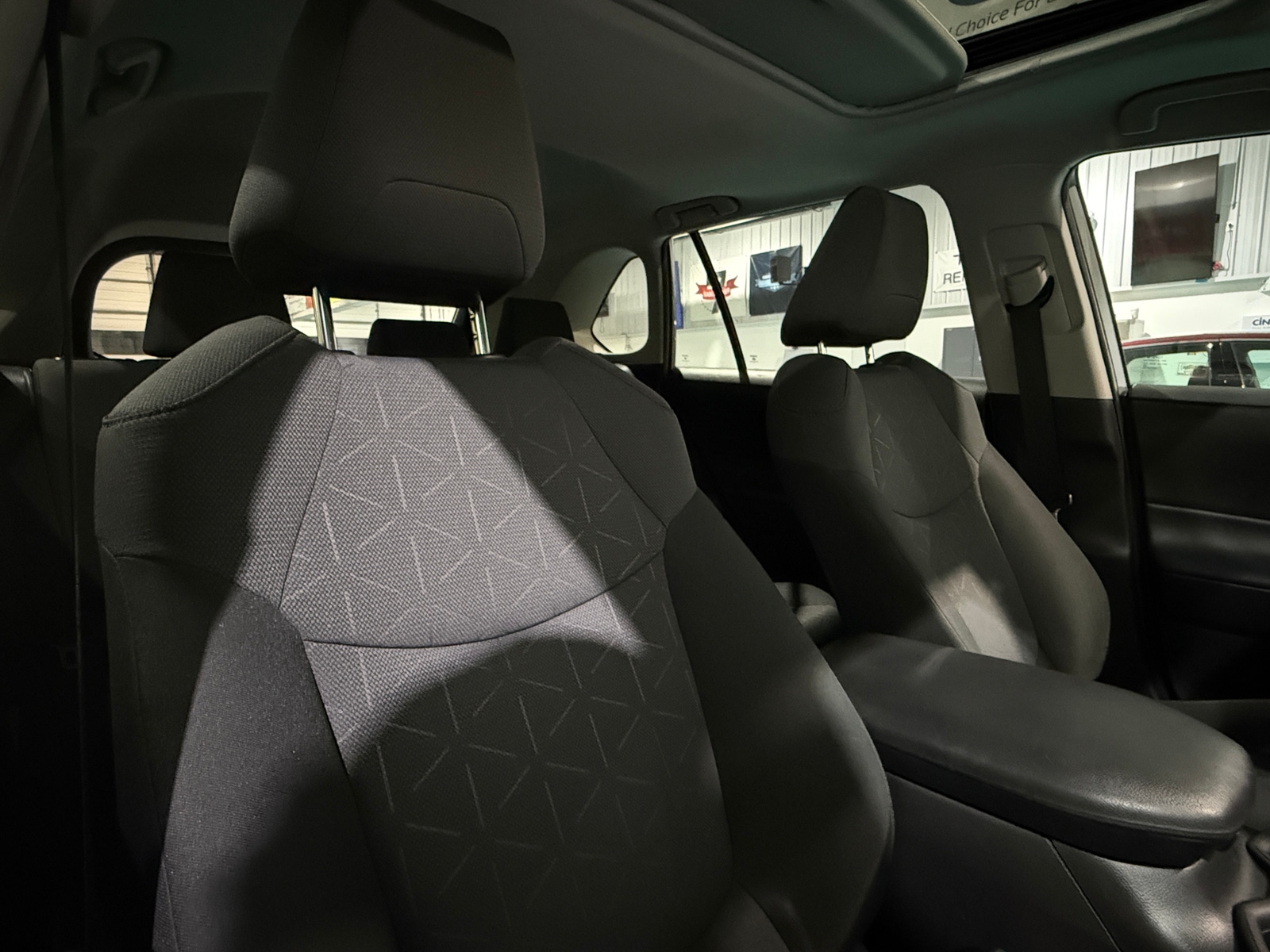 Thumbnail: 2021 Toyota RAV4 - 2