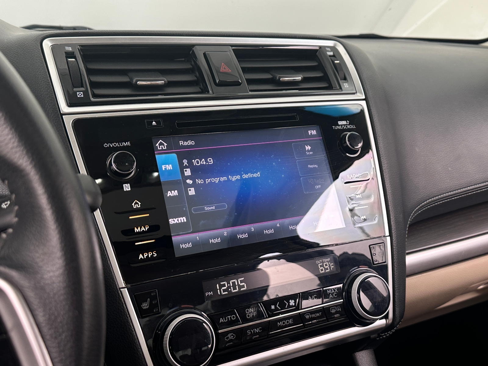 Thumbnail: 2019 Subaru Legacy - 3