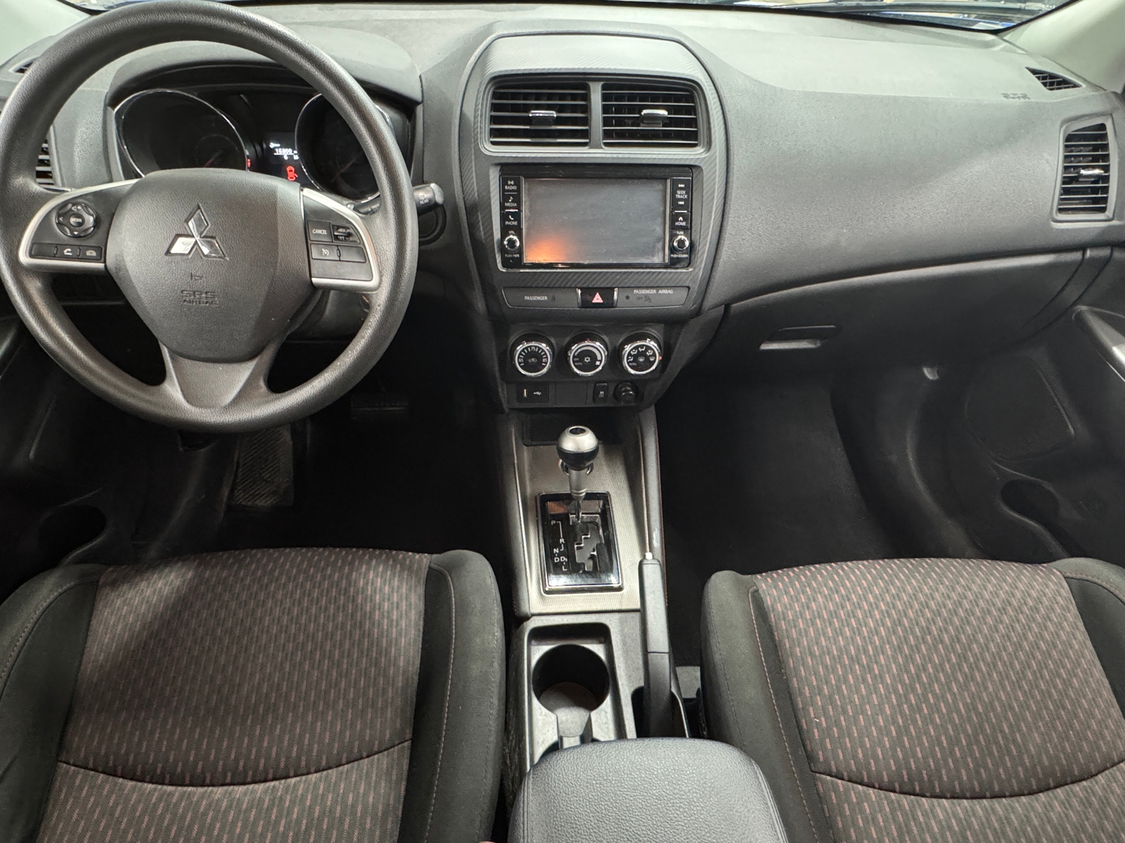 Thumbnail: 2019 Mitsubishi Outlander Sport - 3