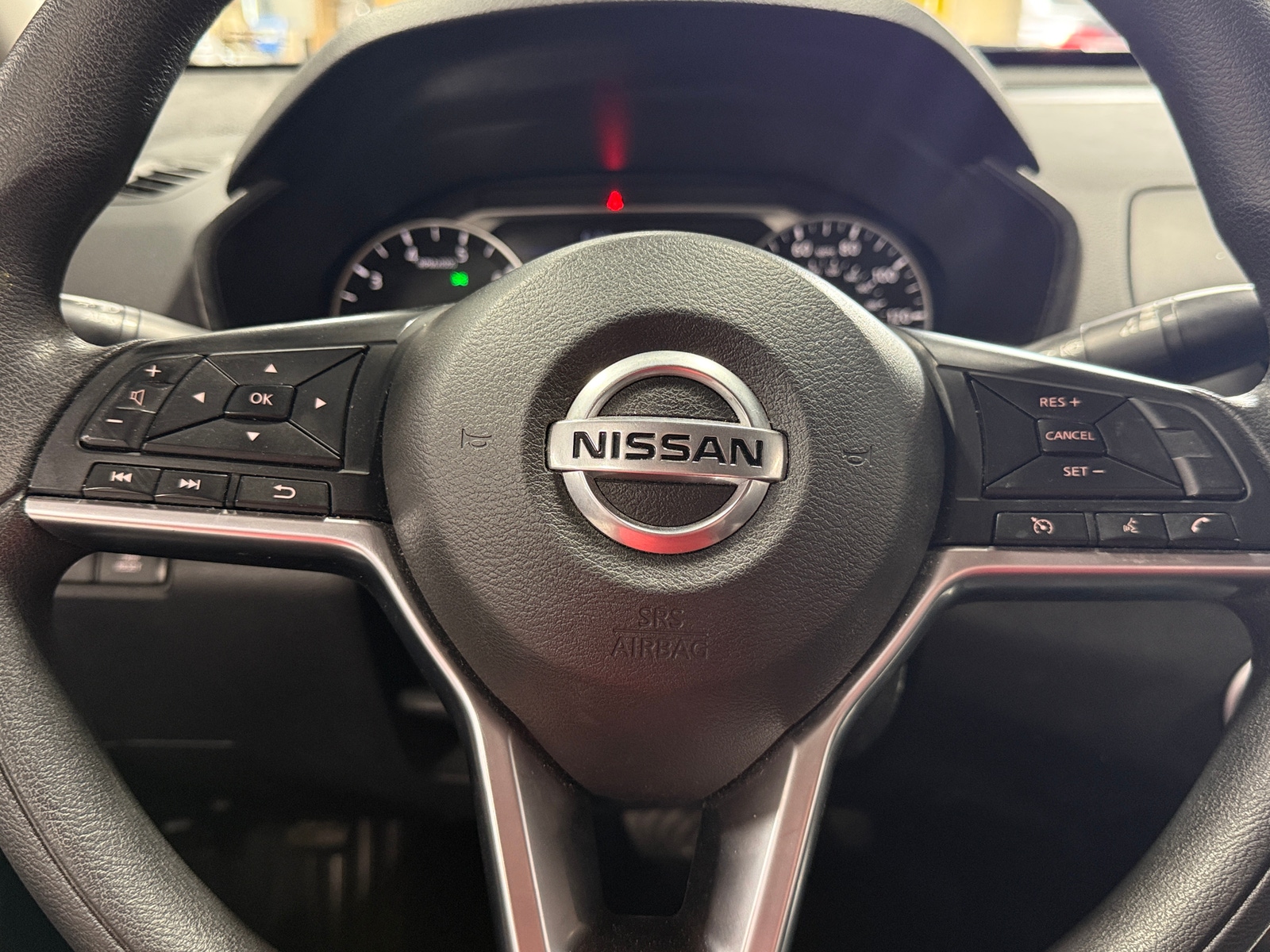 Thumbnail: 2019 Nissan Altima - 5