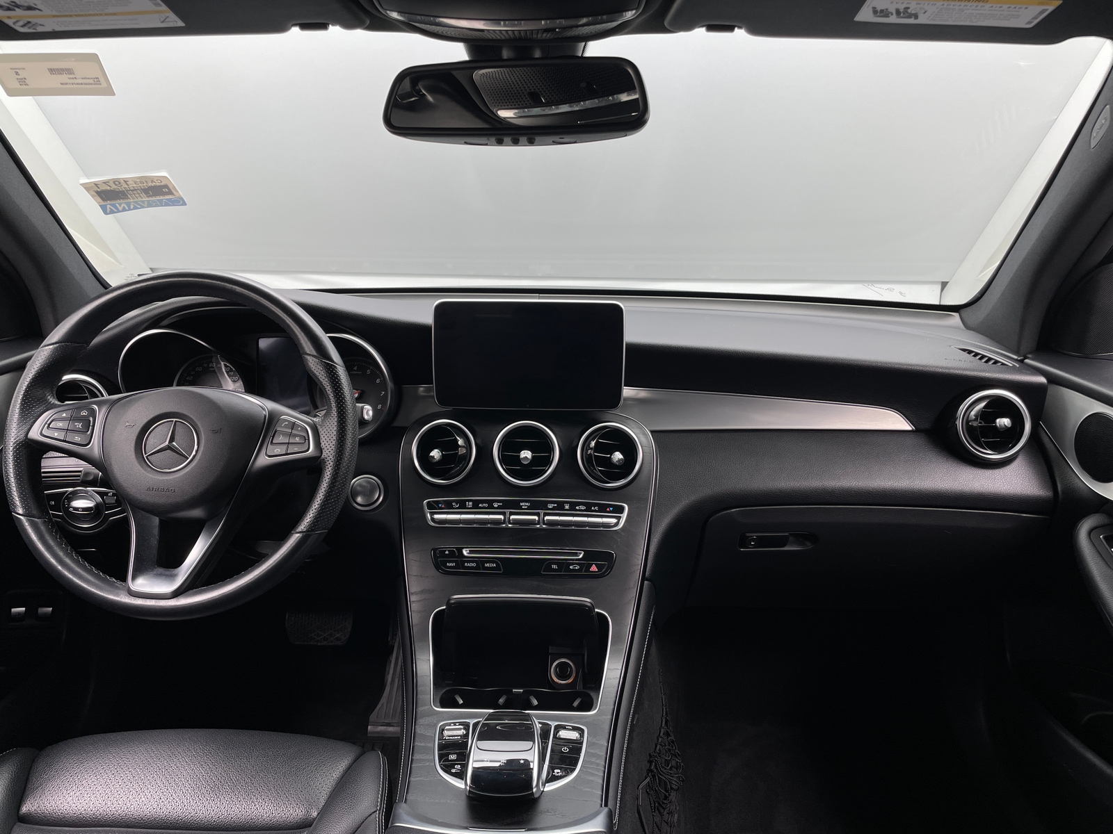 Thumbnail: 2019 Mercedes-Benz GLC - 2