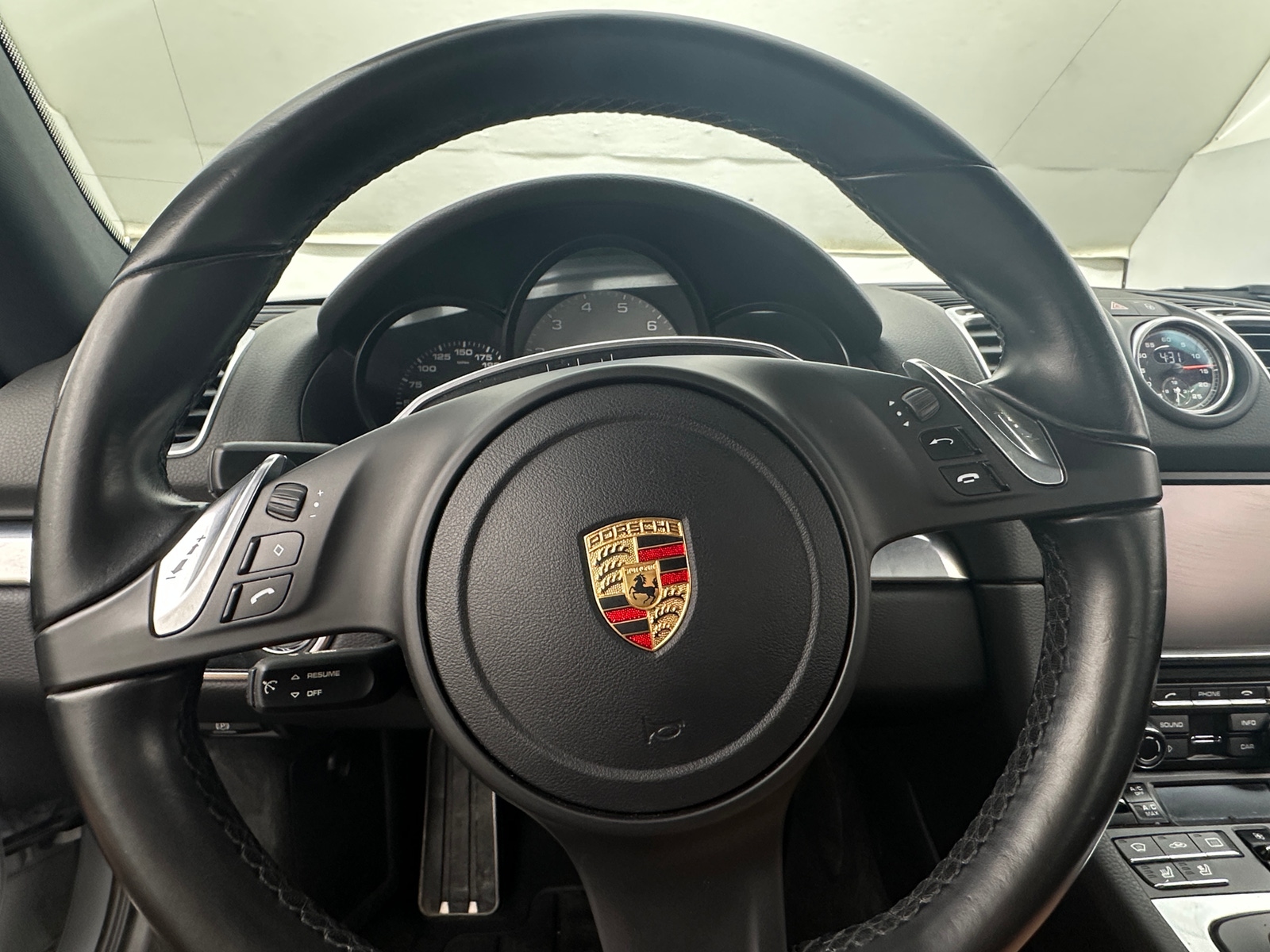 Thumbnail: 2015 Porsche Cayman - 3