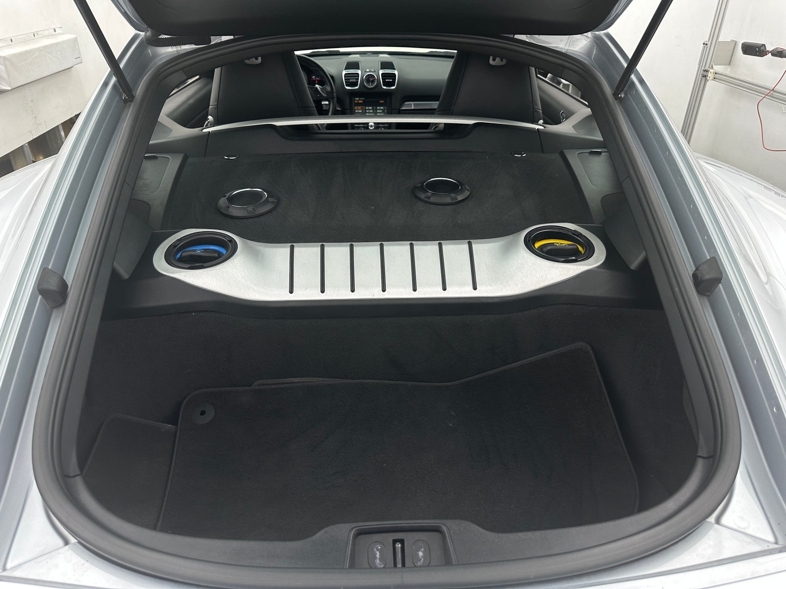 Thumbnail: 2015 Porsche Cayman - 4