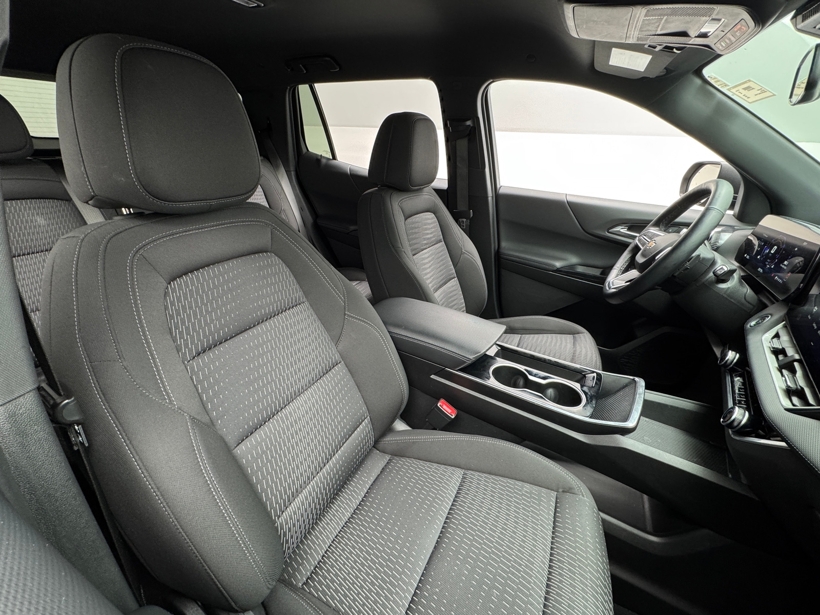 Thumbnail: 2025 Chevrolet Equinox - 2