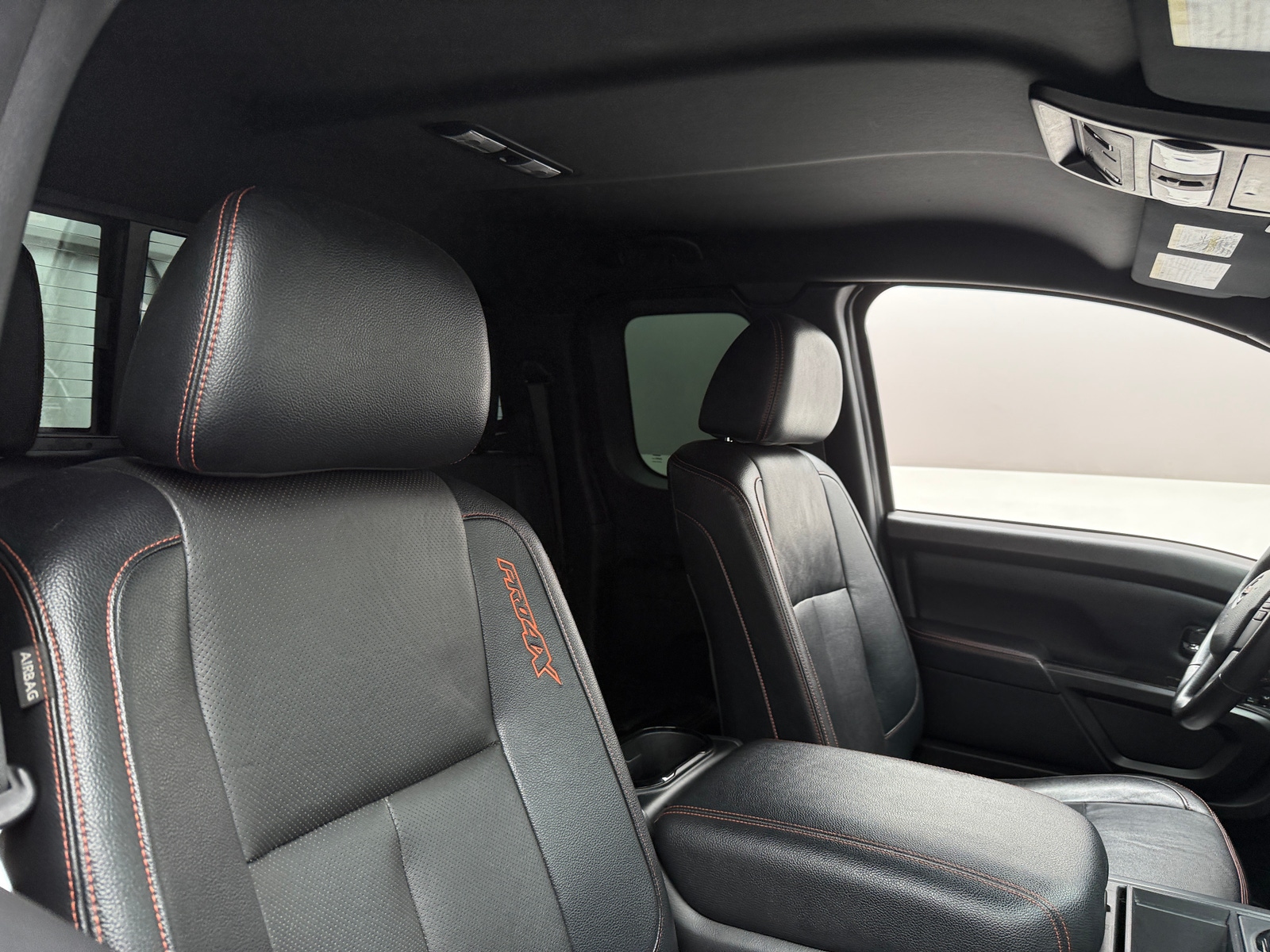 Thumbnail: 2020 Nissan Titan - 2