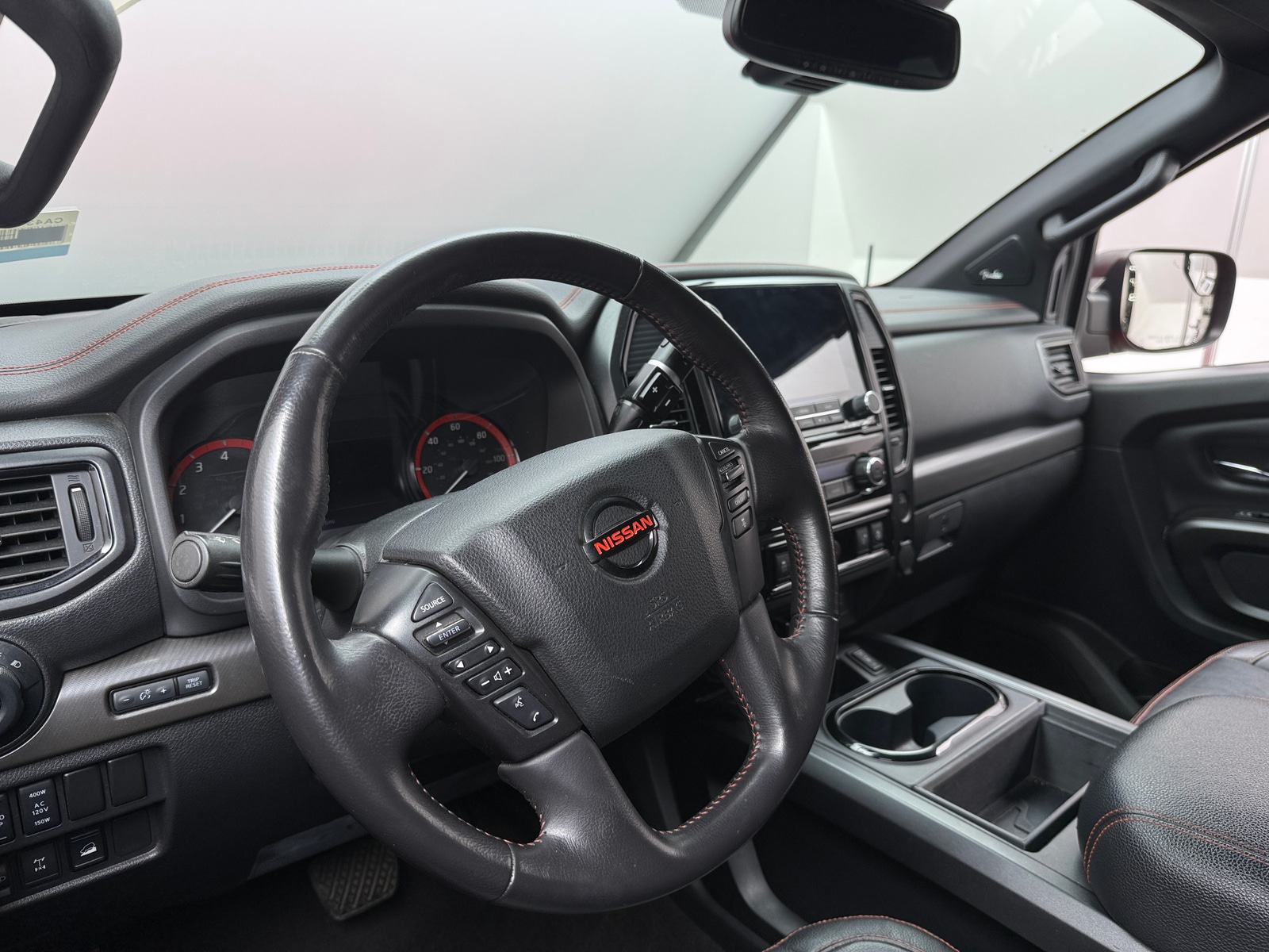 Thumbnail: 2020 Nissan Titan - 5