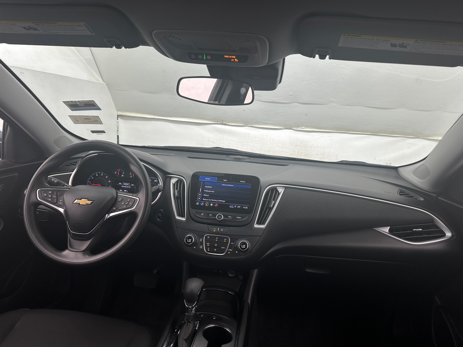 Thumbnail: 2025 Chevrolet Malibu - 3