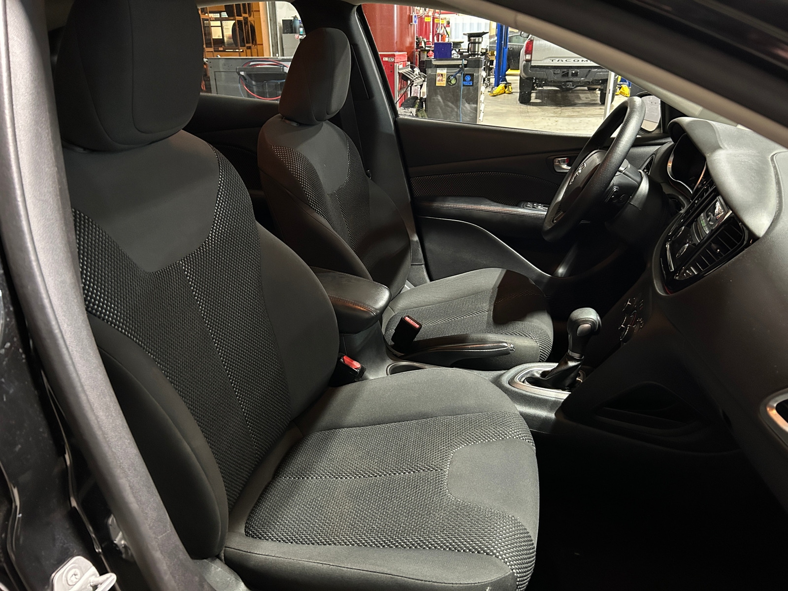 Thumbnail: 2016 Dodge Dart - 2