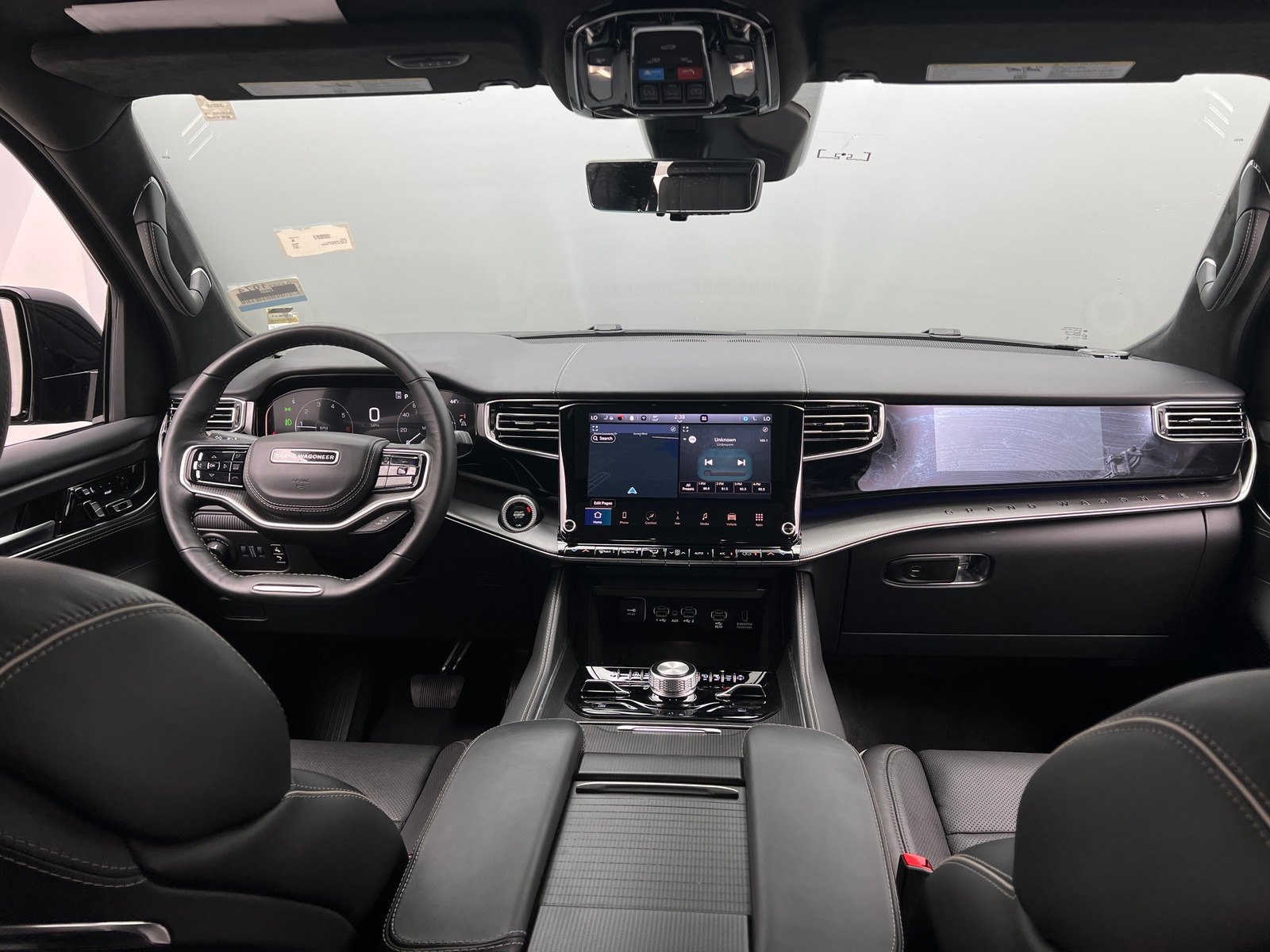 Thumbnail: 2024 Jeep Grand Wagoneer L - 2