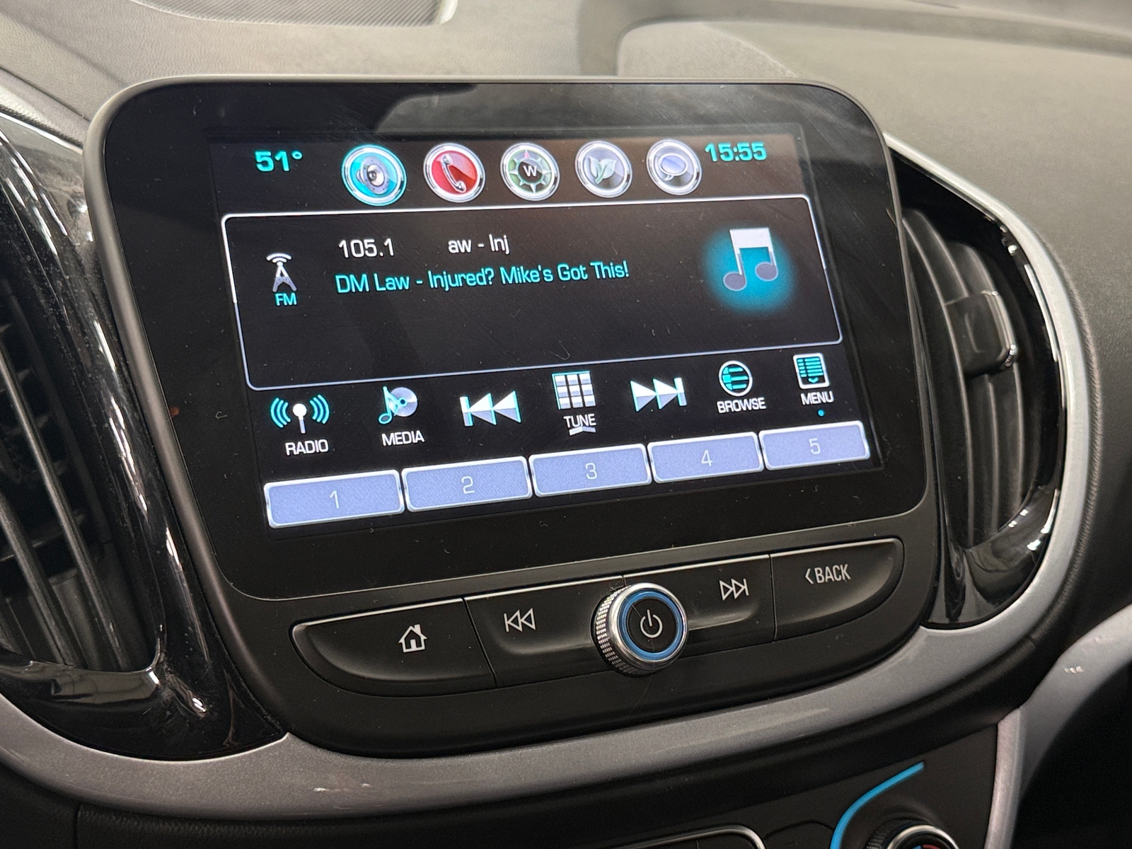 Thumbnail: 2017 Chevrolet Volt - 4