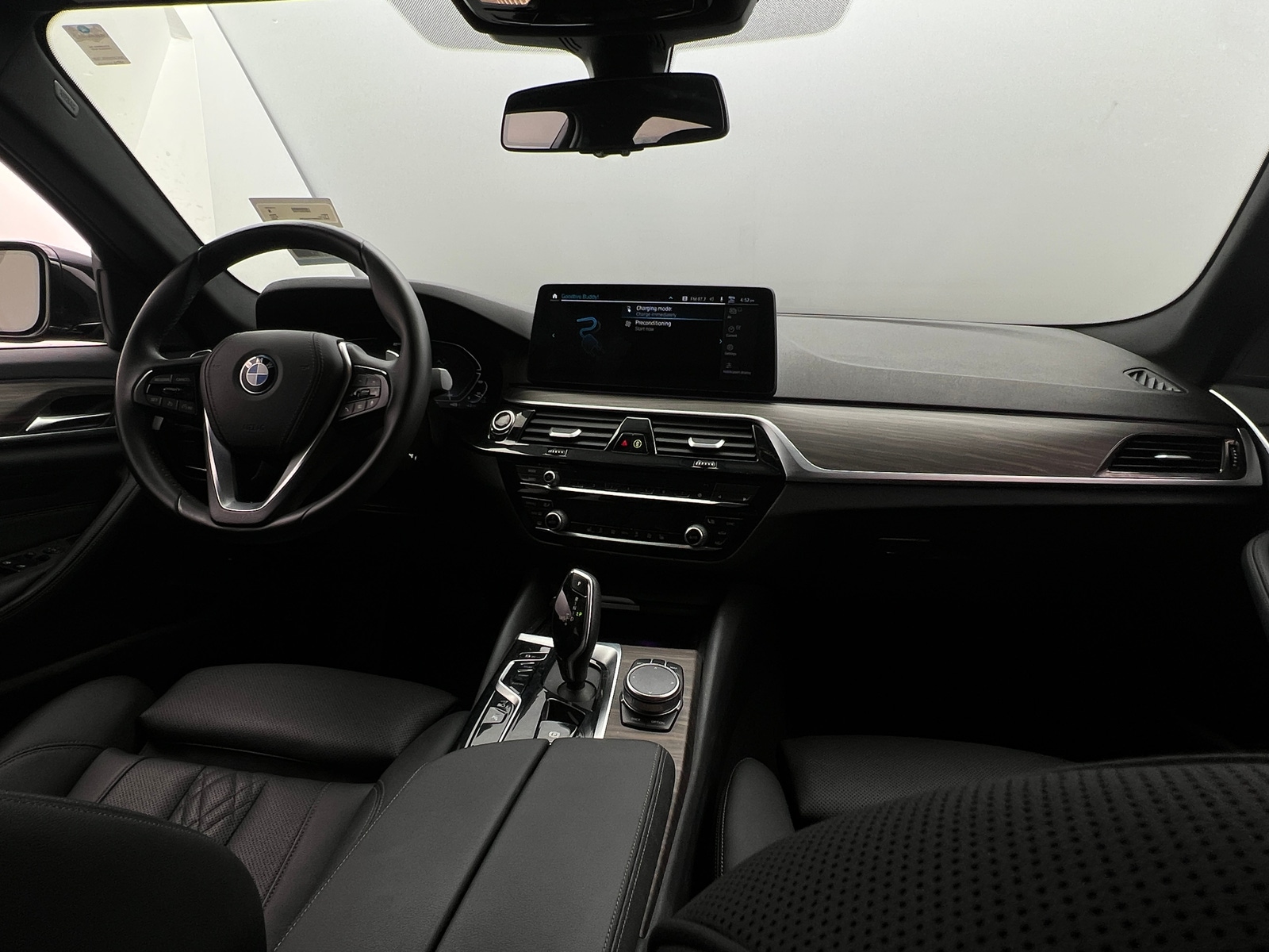 Thumbnail: 2023 BMW 5 Series - 2