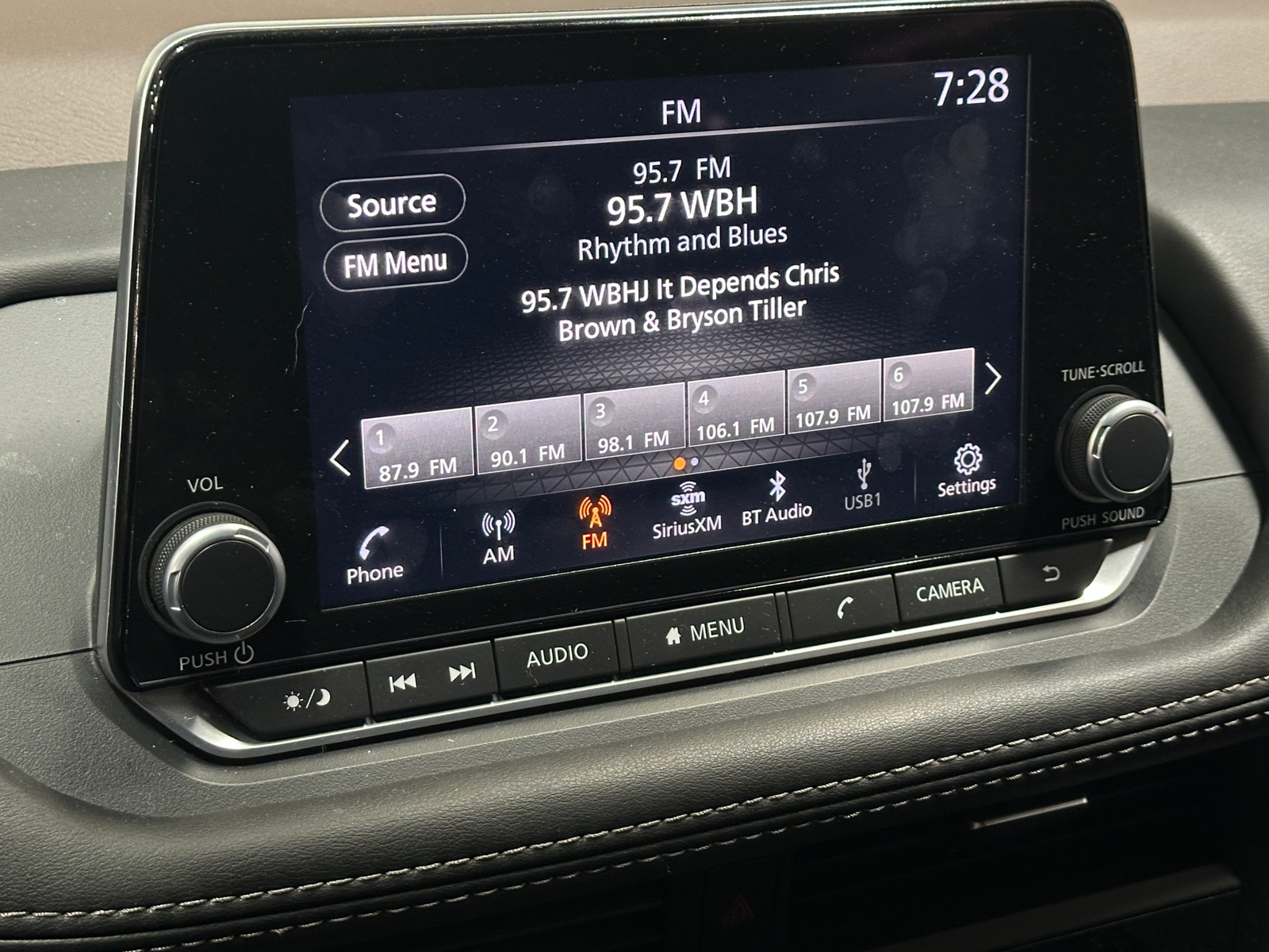 Thumbnail: 2023 Nissan Rogue - 4