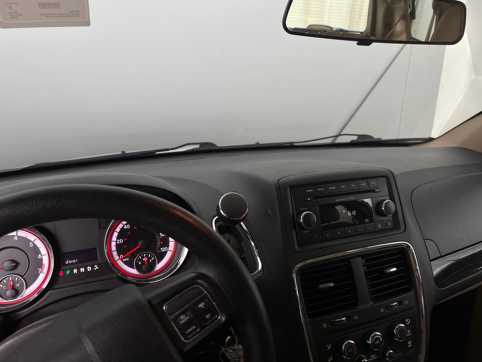 Thumbnail: 2016 Dodge Grand Caravan - 3