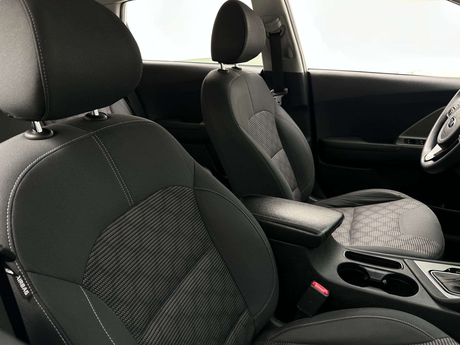 Thumbnail: 2019 Kia Niro - 2