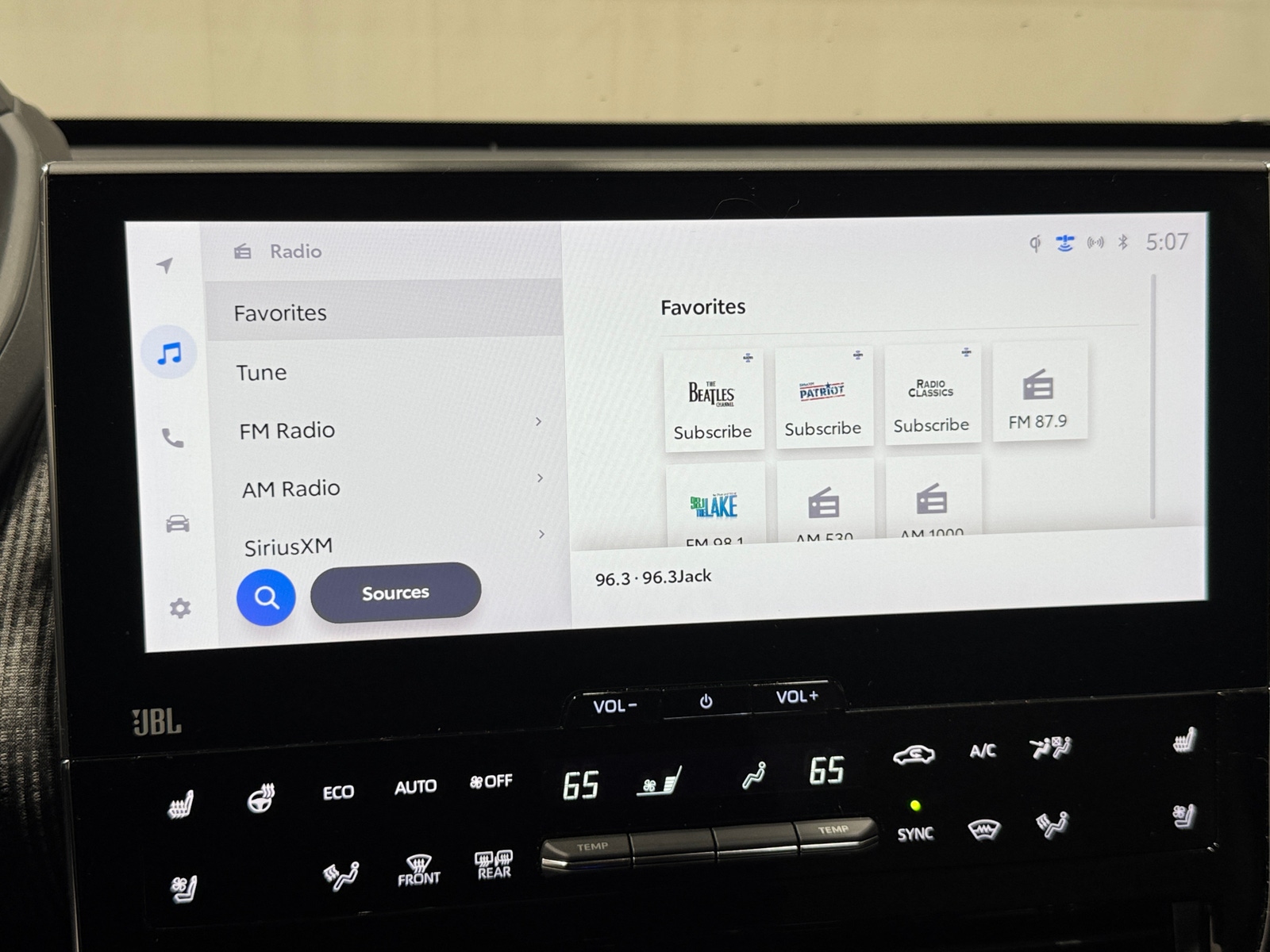 Thumbnail: 2023 Toyota bZ4X - 3