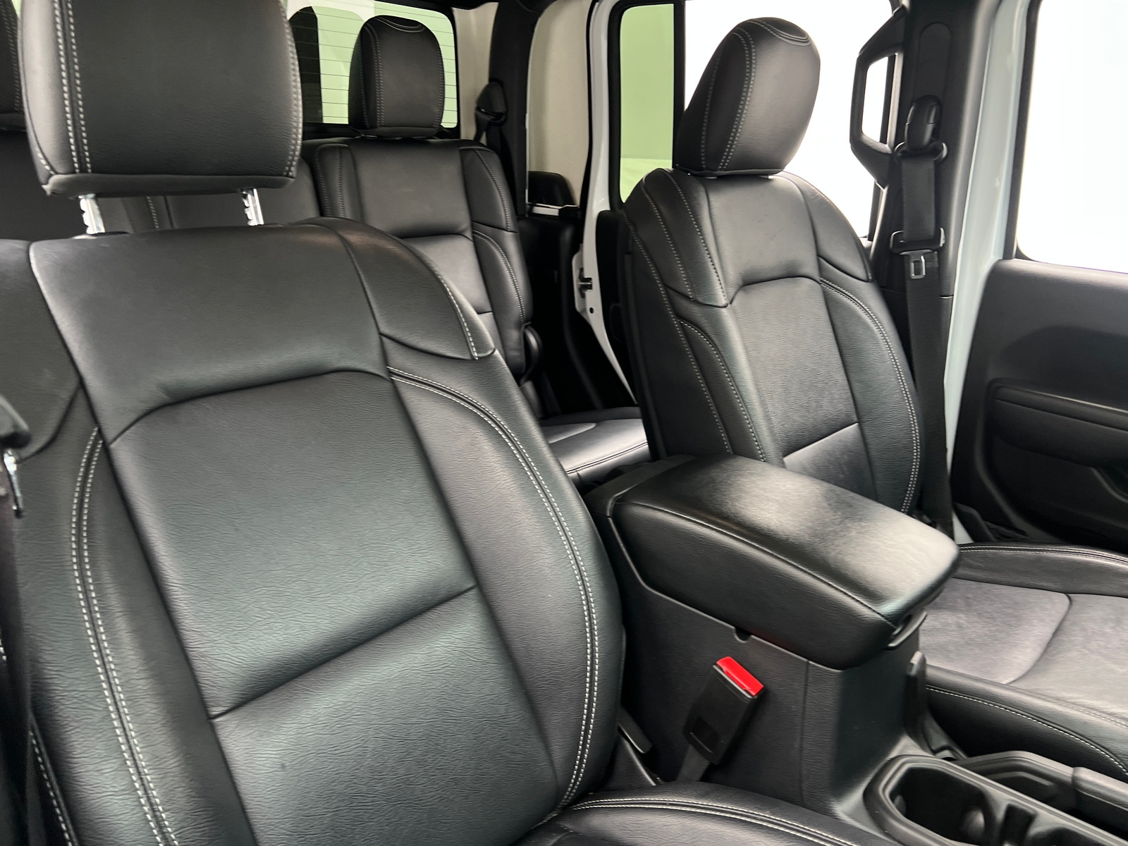 Thumbnail: 2023 Jeep Gladiator - 2