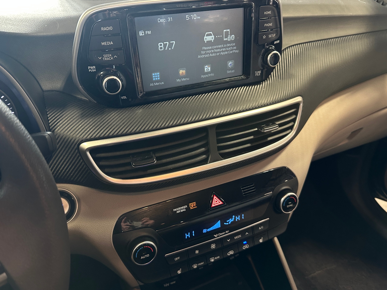 Thumbnail: 2019 Hyundai Tucson - 4