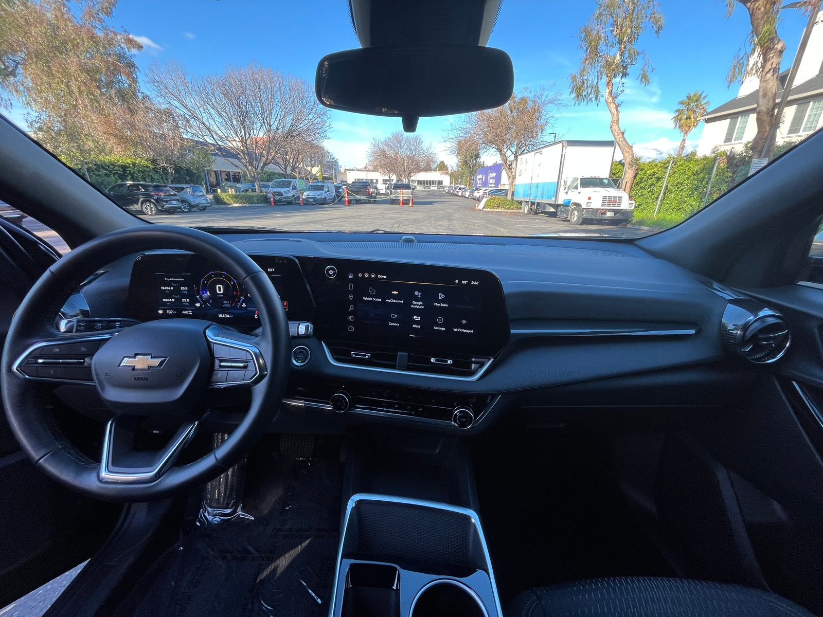 Thumbnail: 2025 Chevrolet Equinox - 3