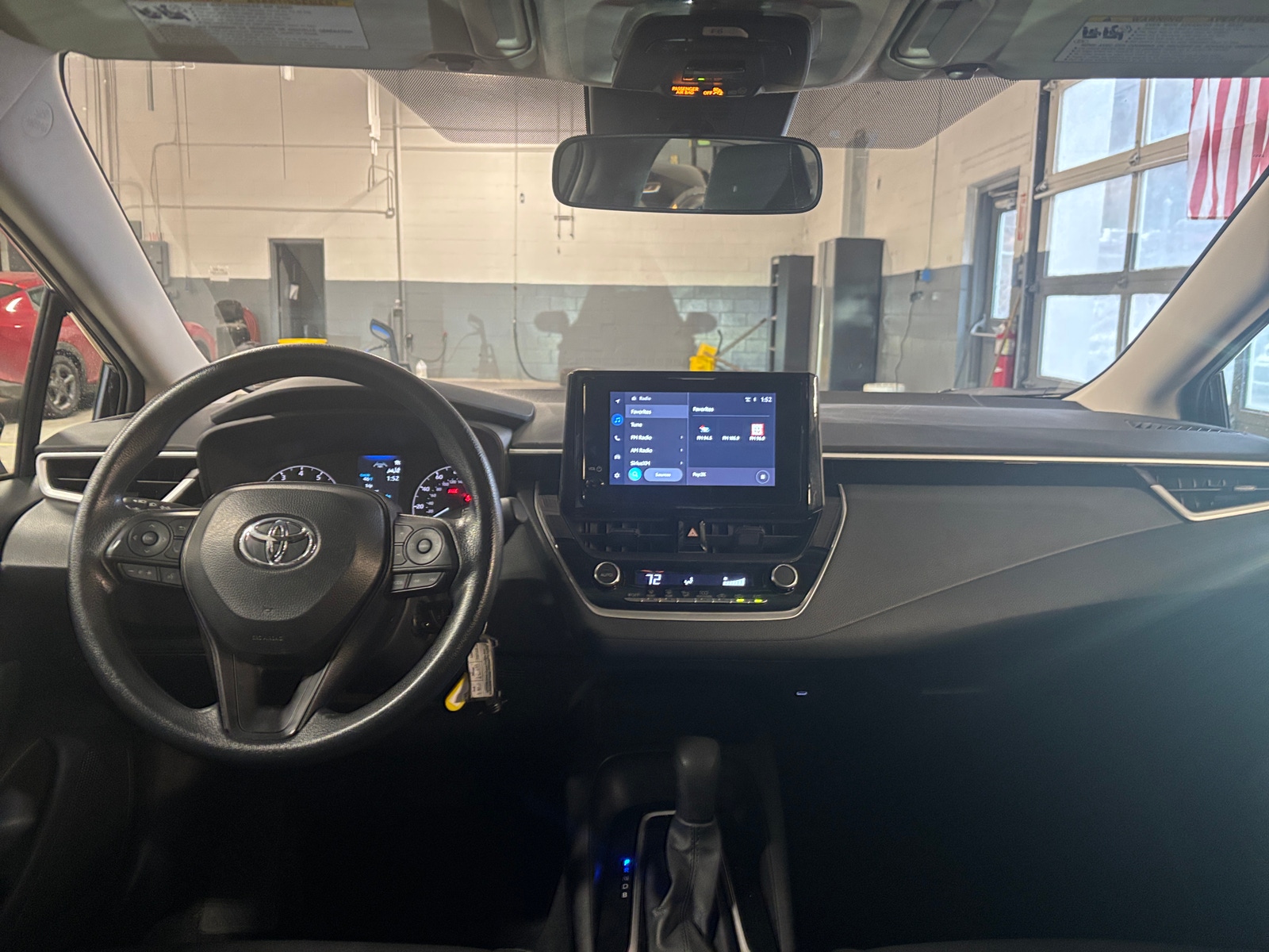 Thumbnail: 2025 Toyota Corolla - 3