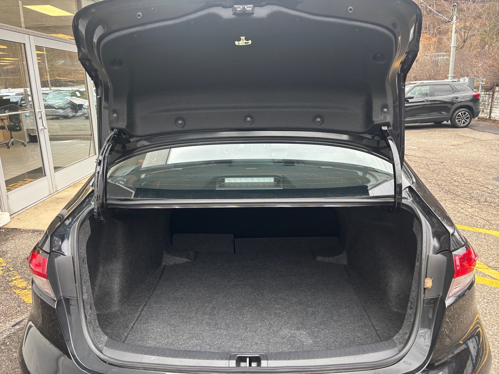 Thumbnail: 2025 Toyota Corolla - 6