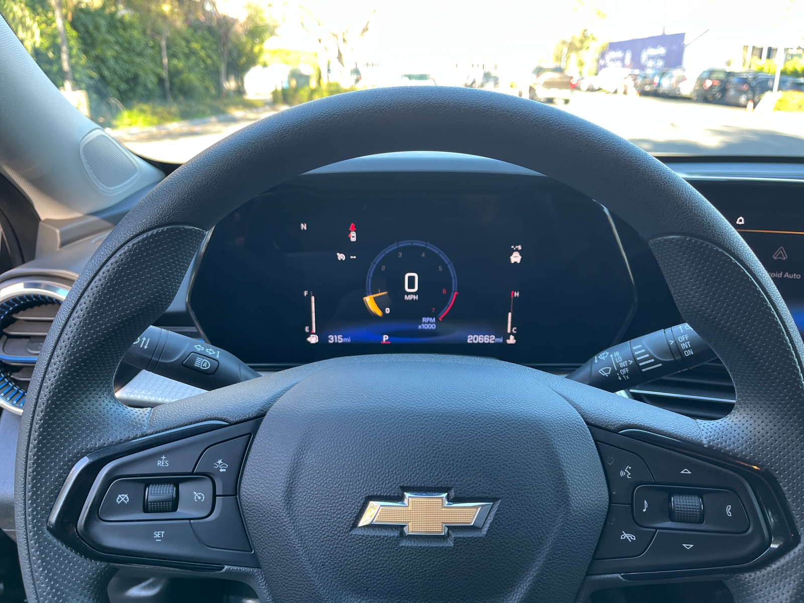 Thumbnail: 2025 Chevrolet Trax - 5