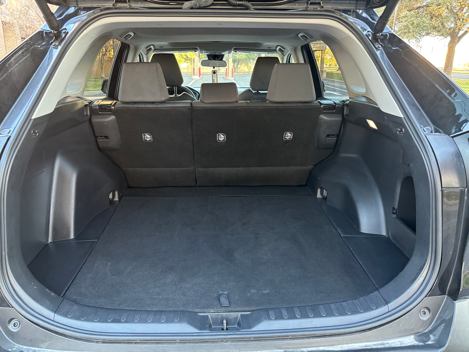 Thumbnail: 2025 Toyota RAV4 - 4