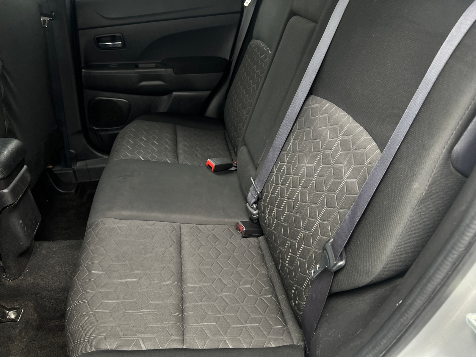 Thumbnail: 2024 Mitsubishi Outlander Sport - 6