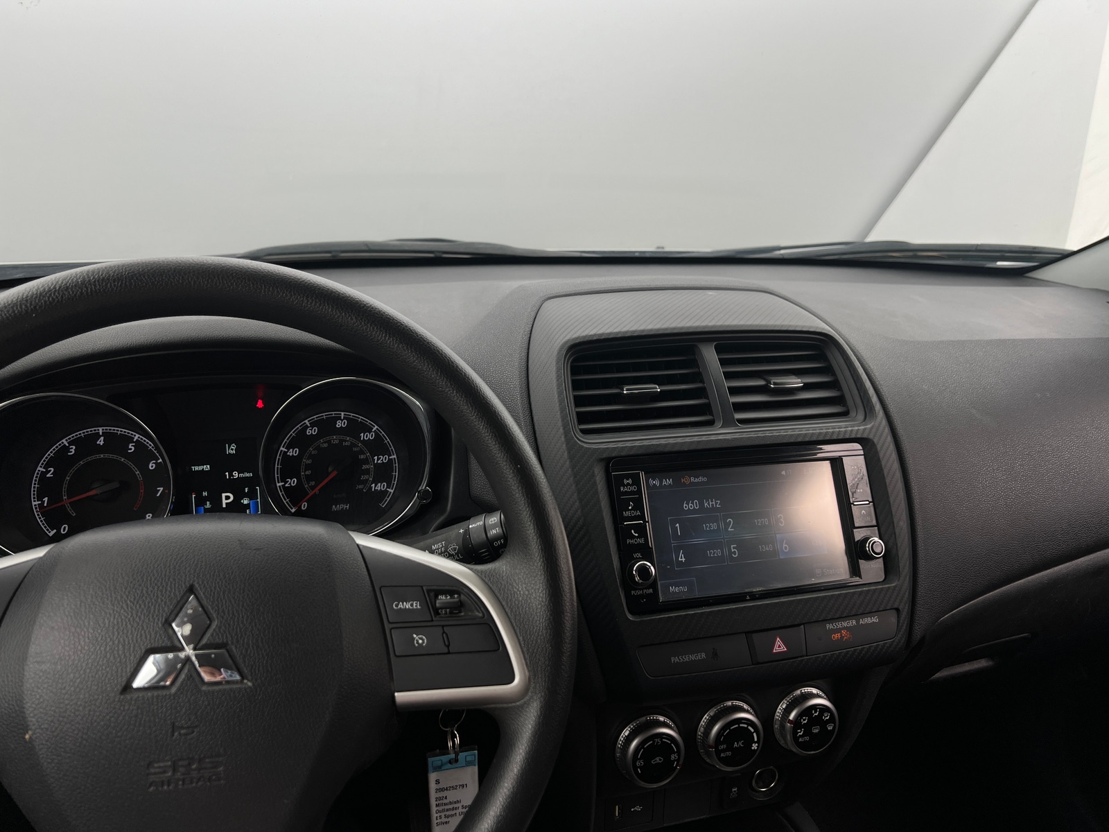 Thumbnail: 2024 Mitsubishi Outlander Sport - 3