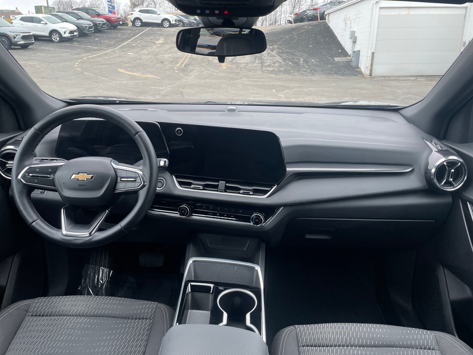 Thumbnail: 2025 Chevrolet Equinox - 3