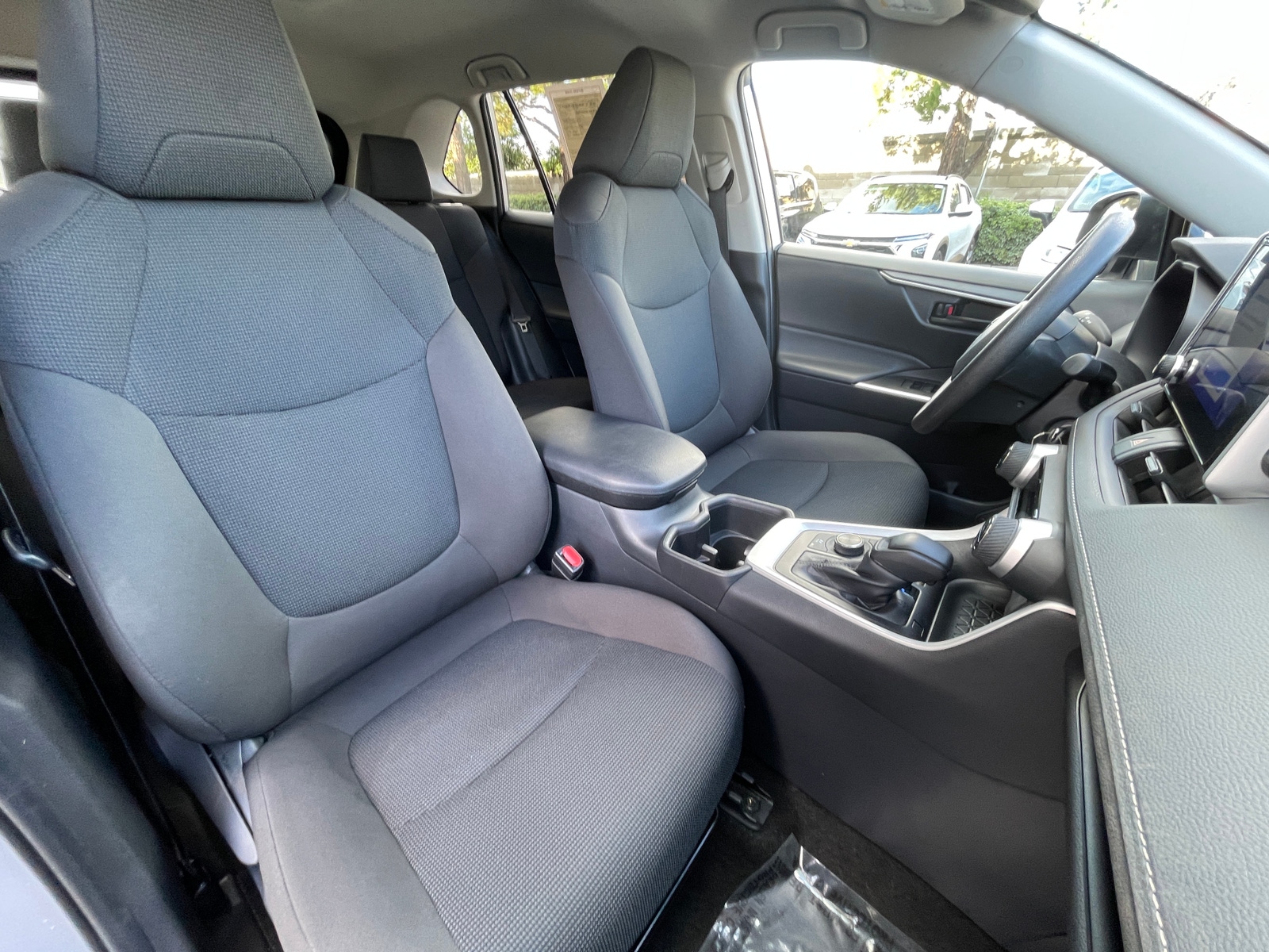 Thumbnail: 2025 Toyota RAV4 - 2