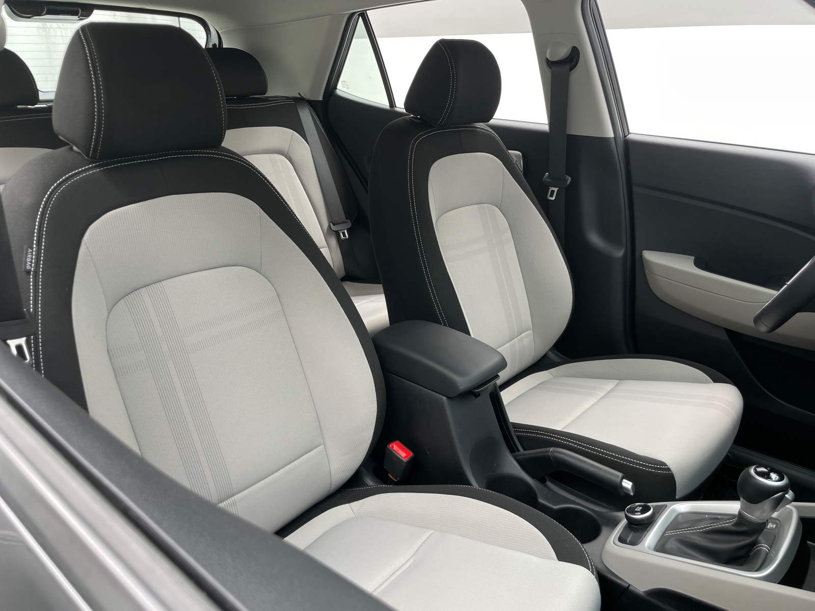 Thumbnail: 2025 Hyundai Venue - 2