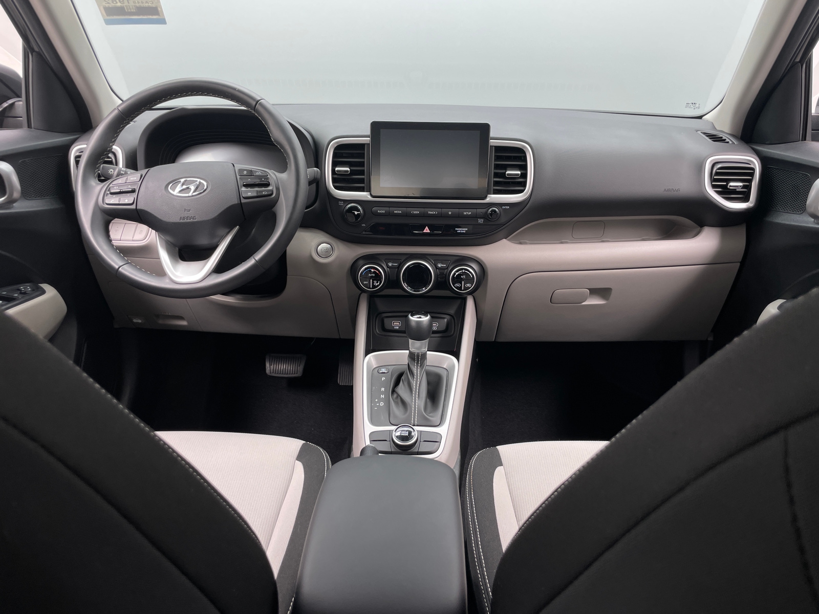 Thumbnail: 2025 Hyundai Venue - 3