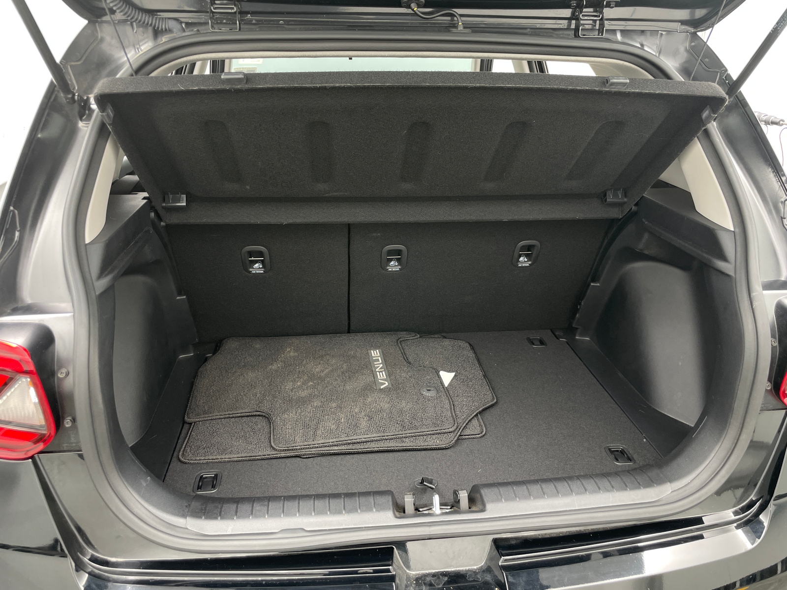 Thumbnail: 2025 Hyundai Venue - 7