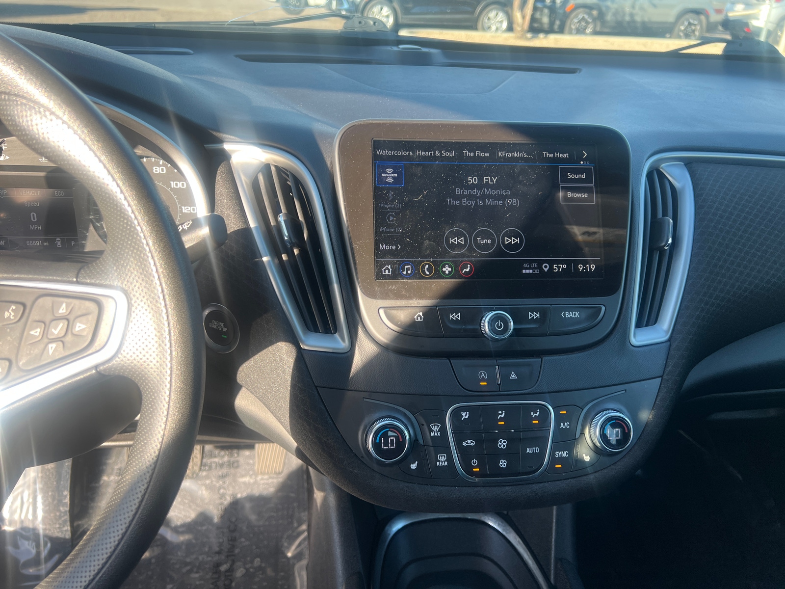 Thumbnail: 2023 Chevrolet Malibu - 4