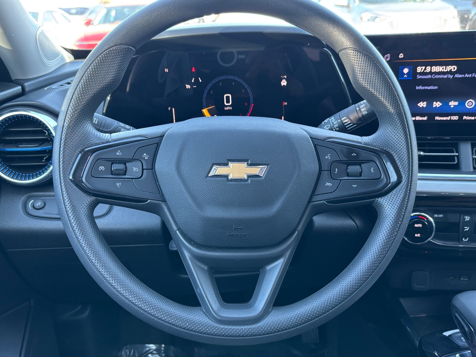 Thumbnail: 2025 Chevrolet Trax - 5