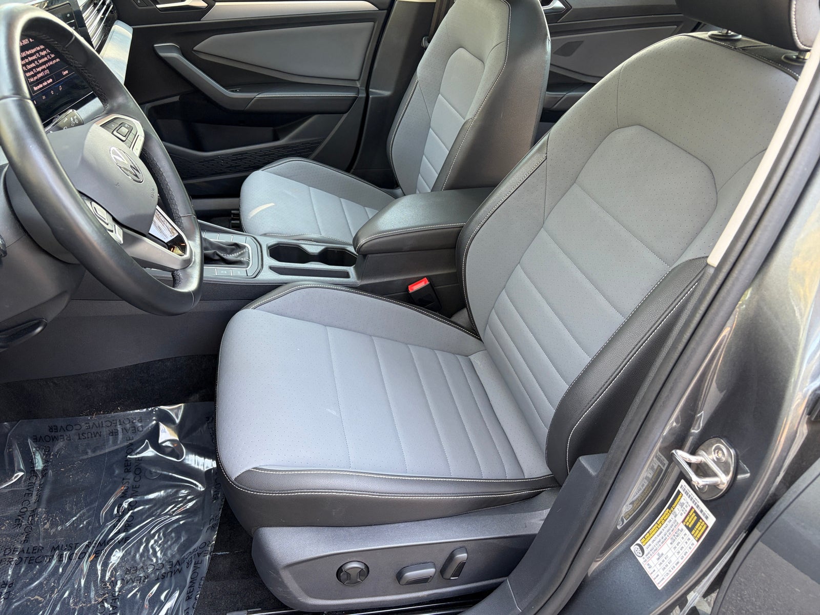 Thumbnail: 2025 Volkswagen Jetta - 2