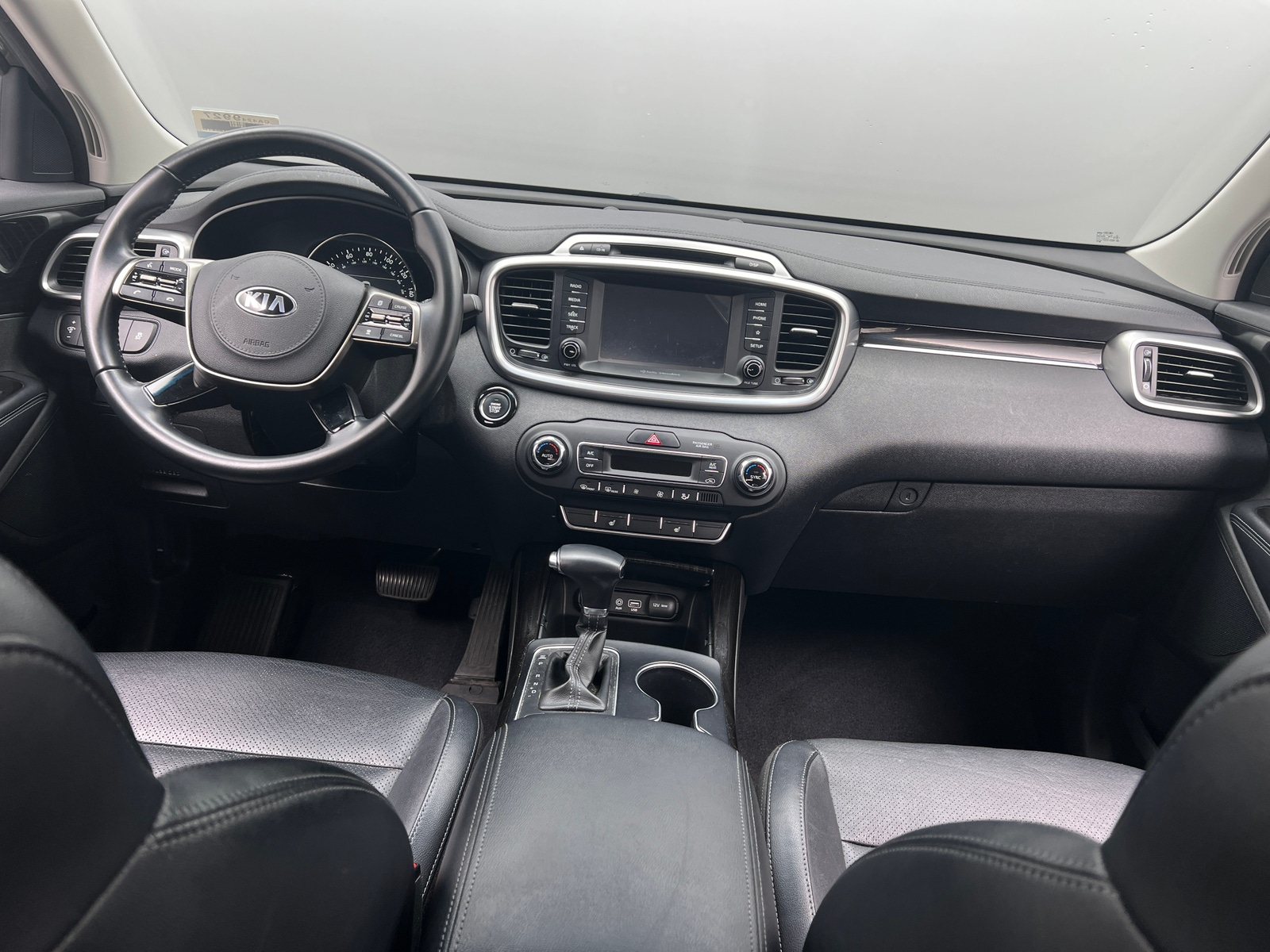 Thumbnail: 2019 Kia Sorento - 2