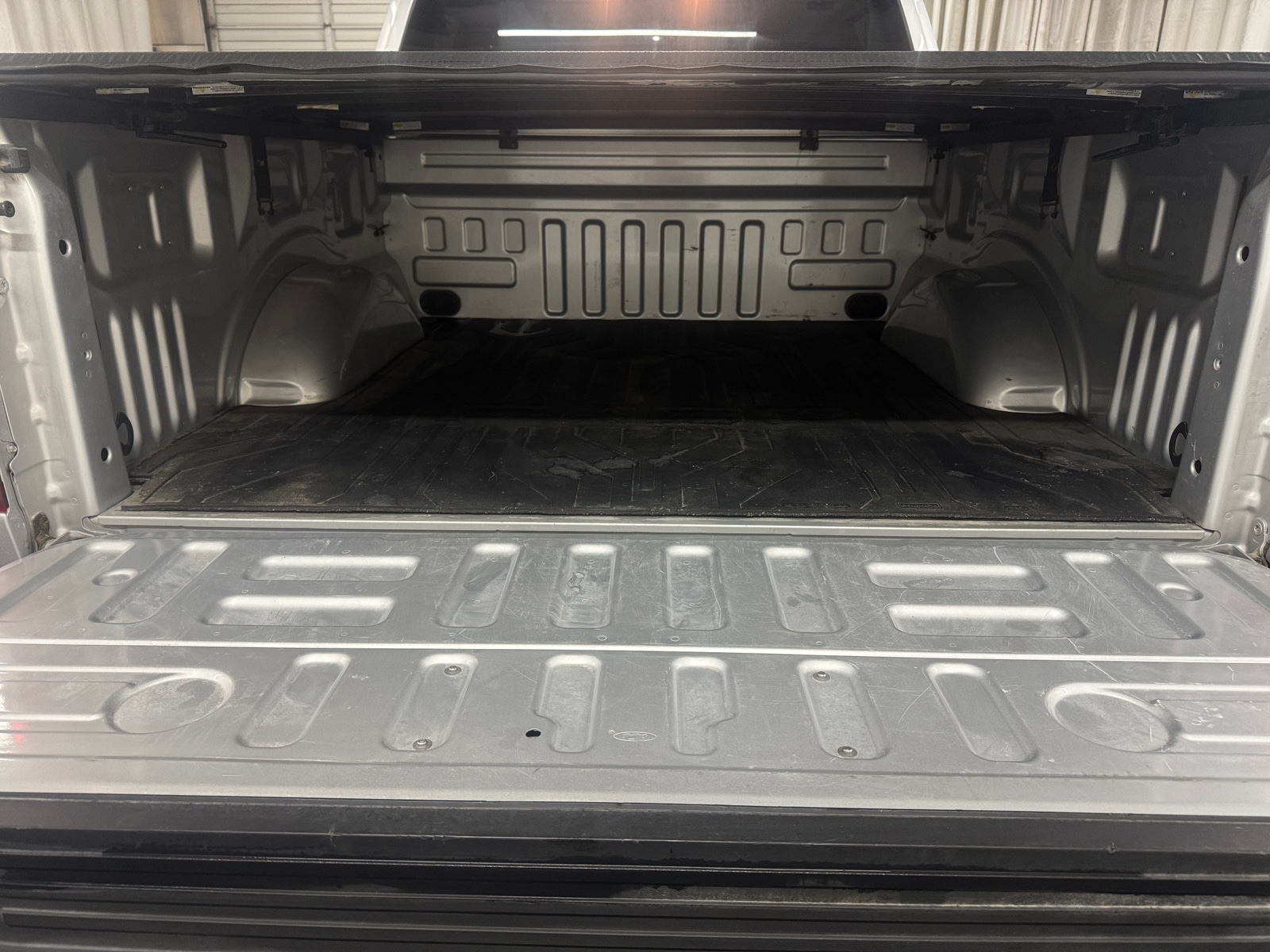 Thumbnail: 2019 Ford Econoline - 7