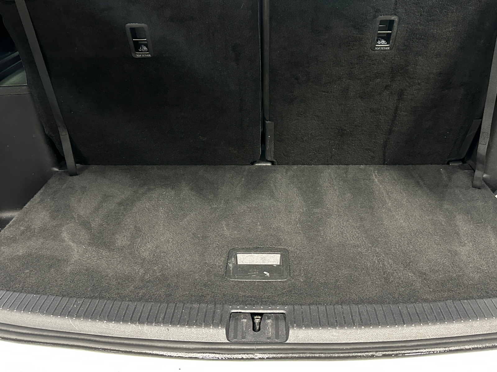 Thumbnail: 2024 Volkswagen Atlas - 6