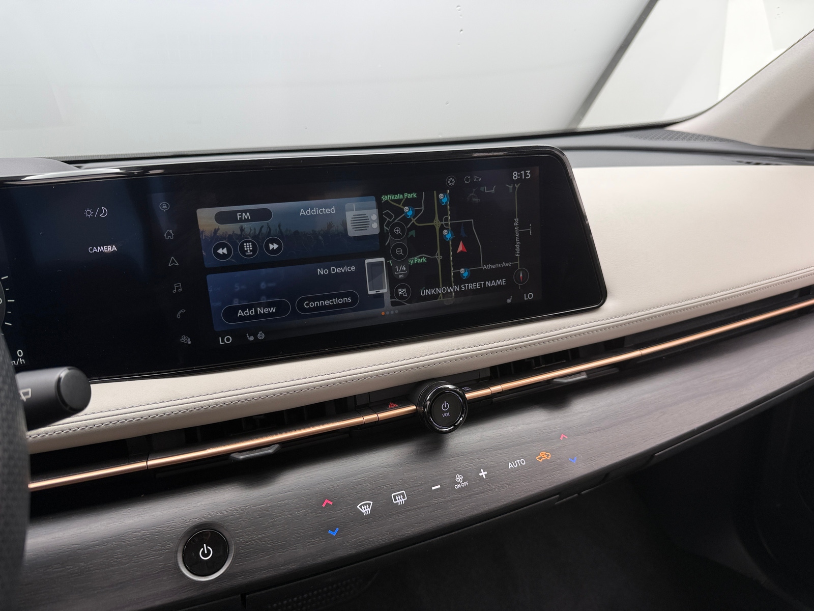 Thumbnail: 2024 Nissan Ariya - 3