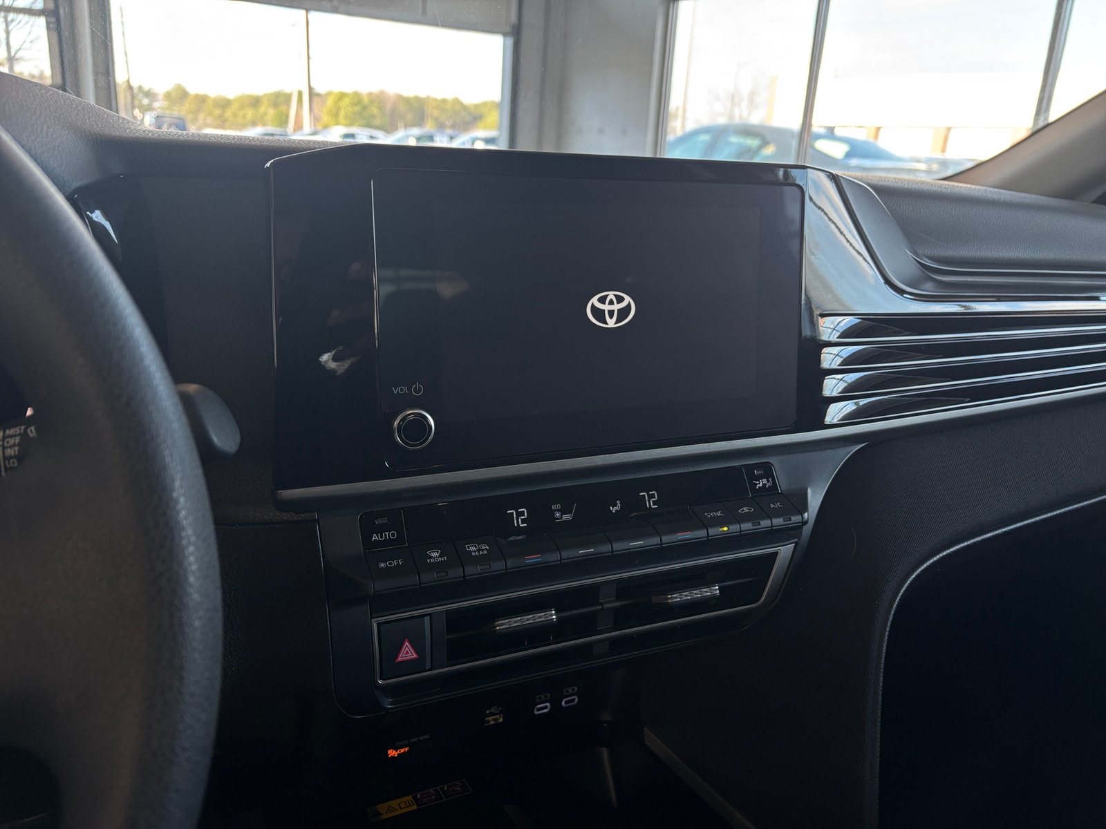 Thumbnail: 2025 Toyota Camry - 4