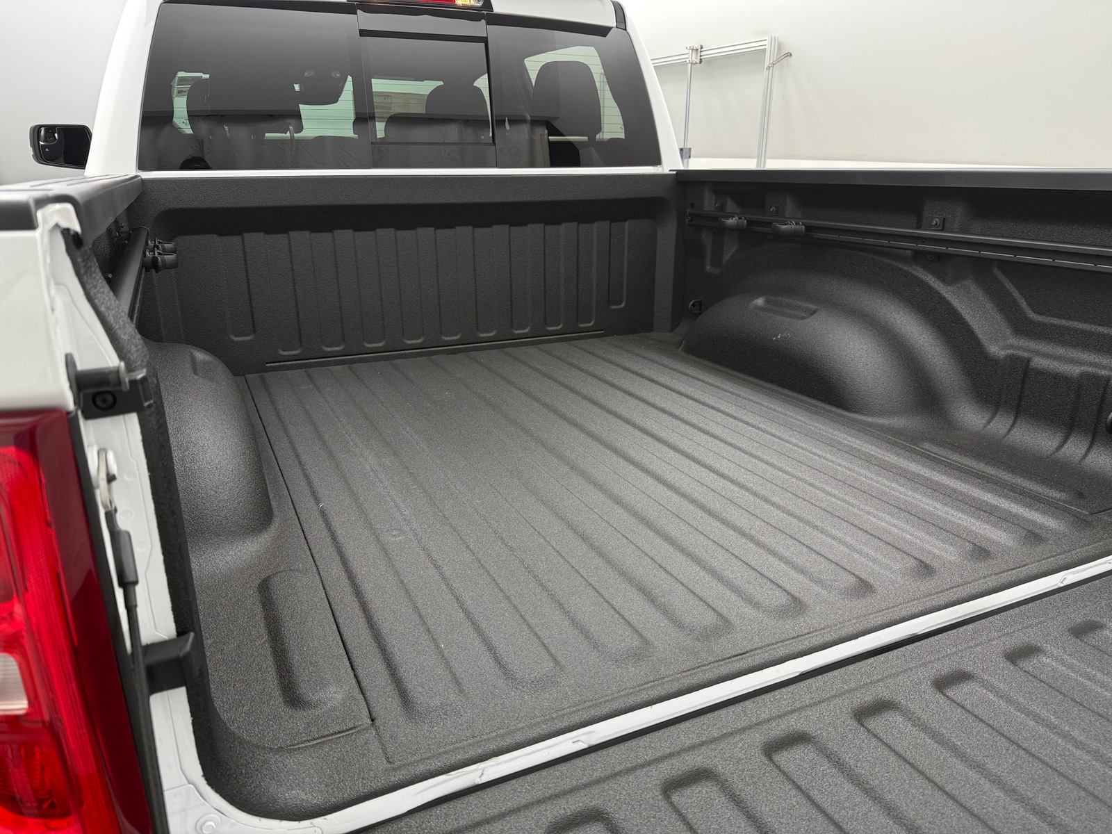 Thumbnail: 2026 RAM 1500 - 7