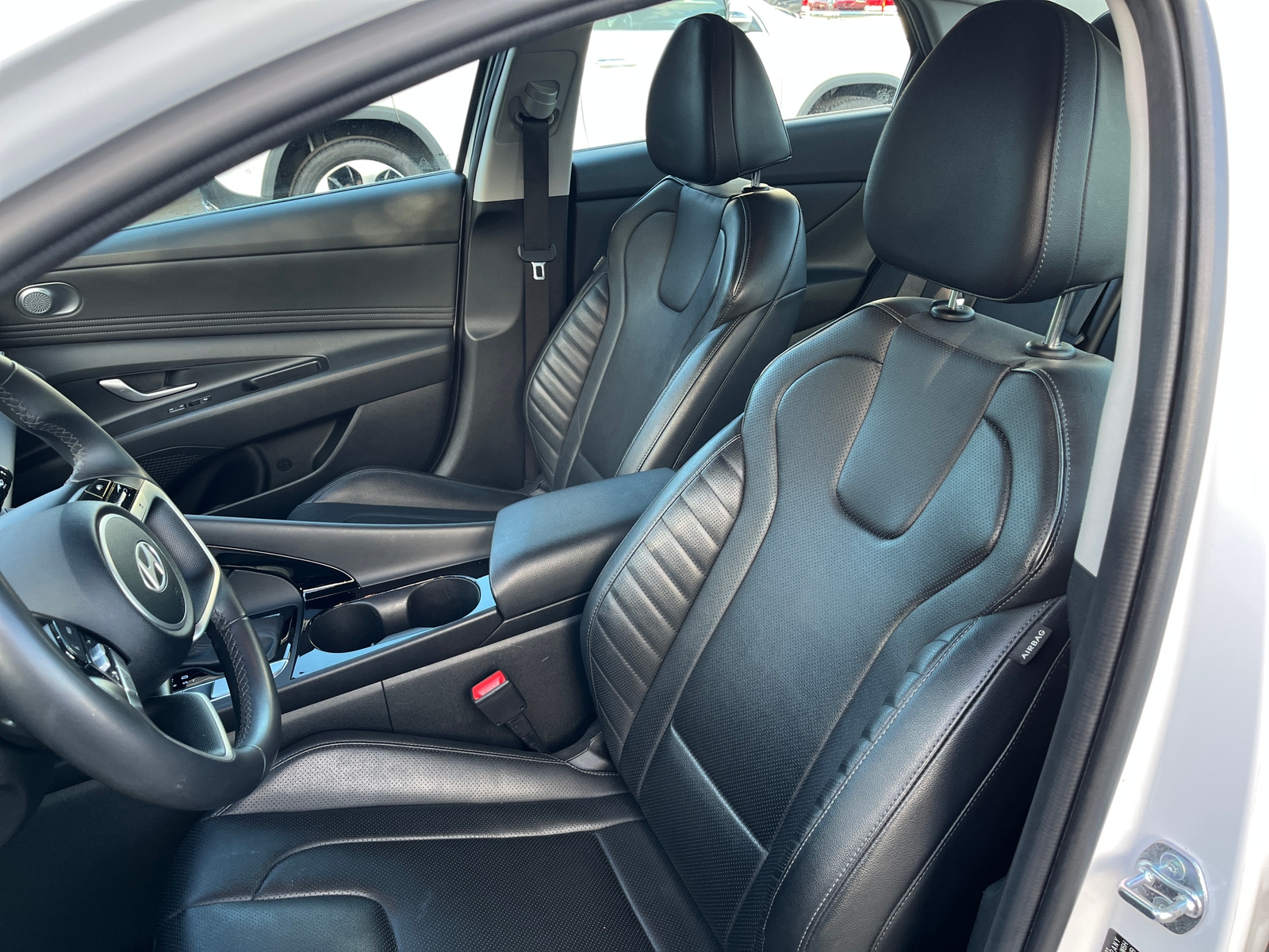 Thumbnail: 2025 Hyundai Elantra - 2