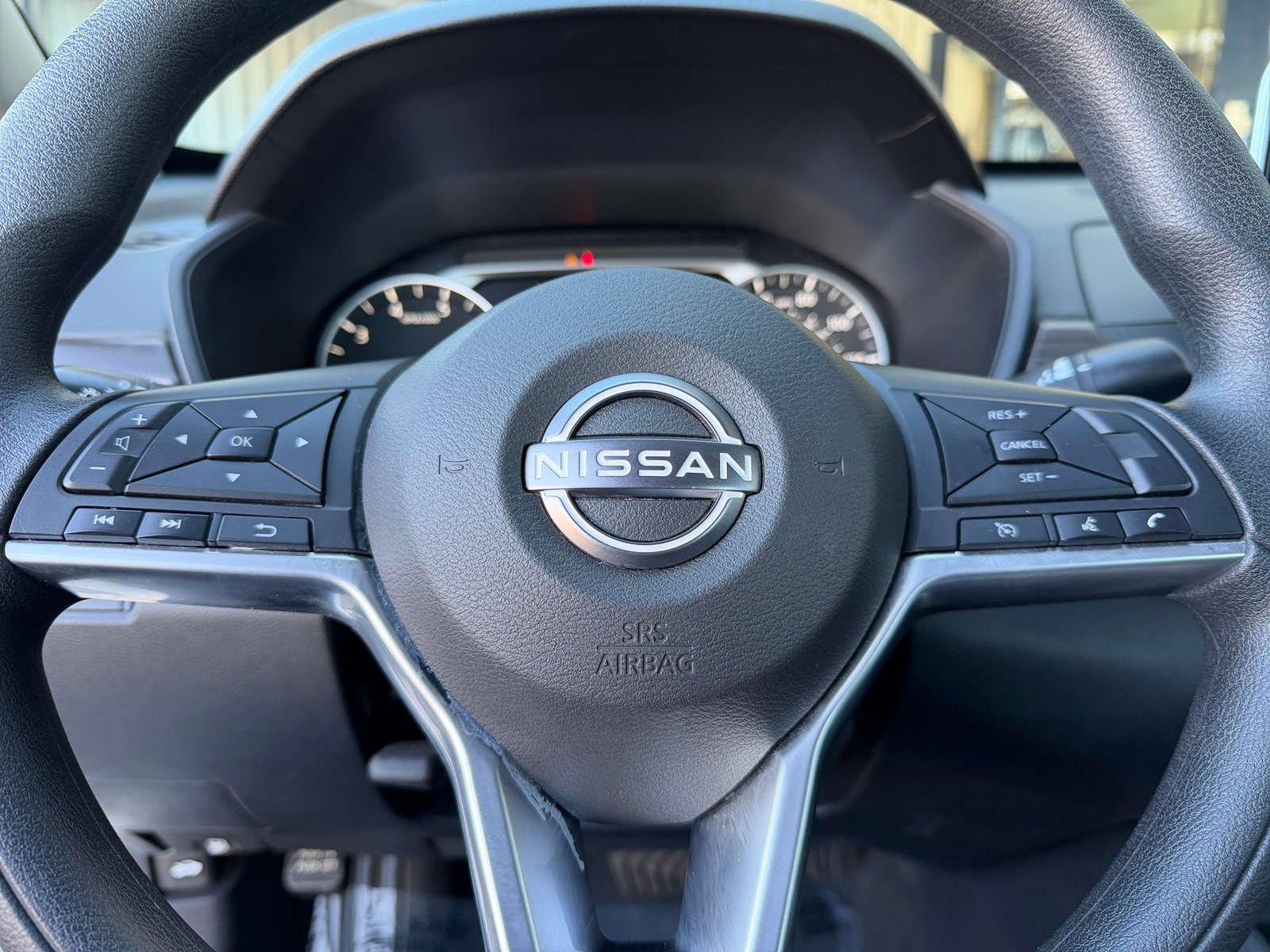 Thumbnail: 2025 Nissan Altima - 5